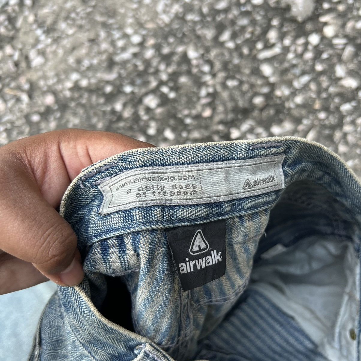 Airwalk “y2k style” AIR WALK DISTRESS CARPENTER JEANS Size US 29 - 9 Thumbnail