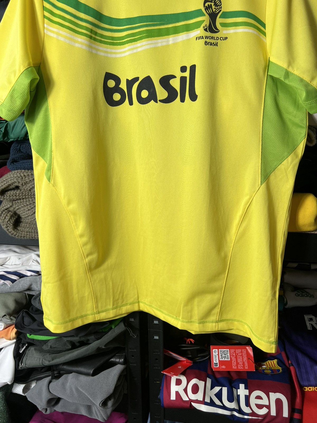 Umbro Brazil Brasil #10 FIFA World Cup 2014 Football Shirt Yellow Size US M / EU 48-50 / 2 - 6 Thumbnail