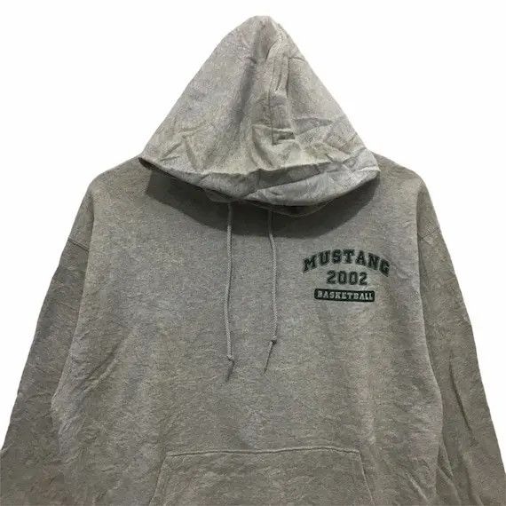 Champion CHAMPION Mustang 2002 Basketball Big Logo Hoodie Pullover Size US M / EU 48-50 / 2 - 6 Thumbnail