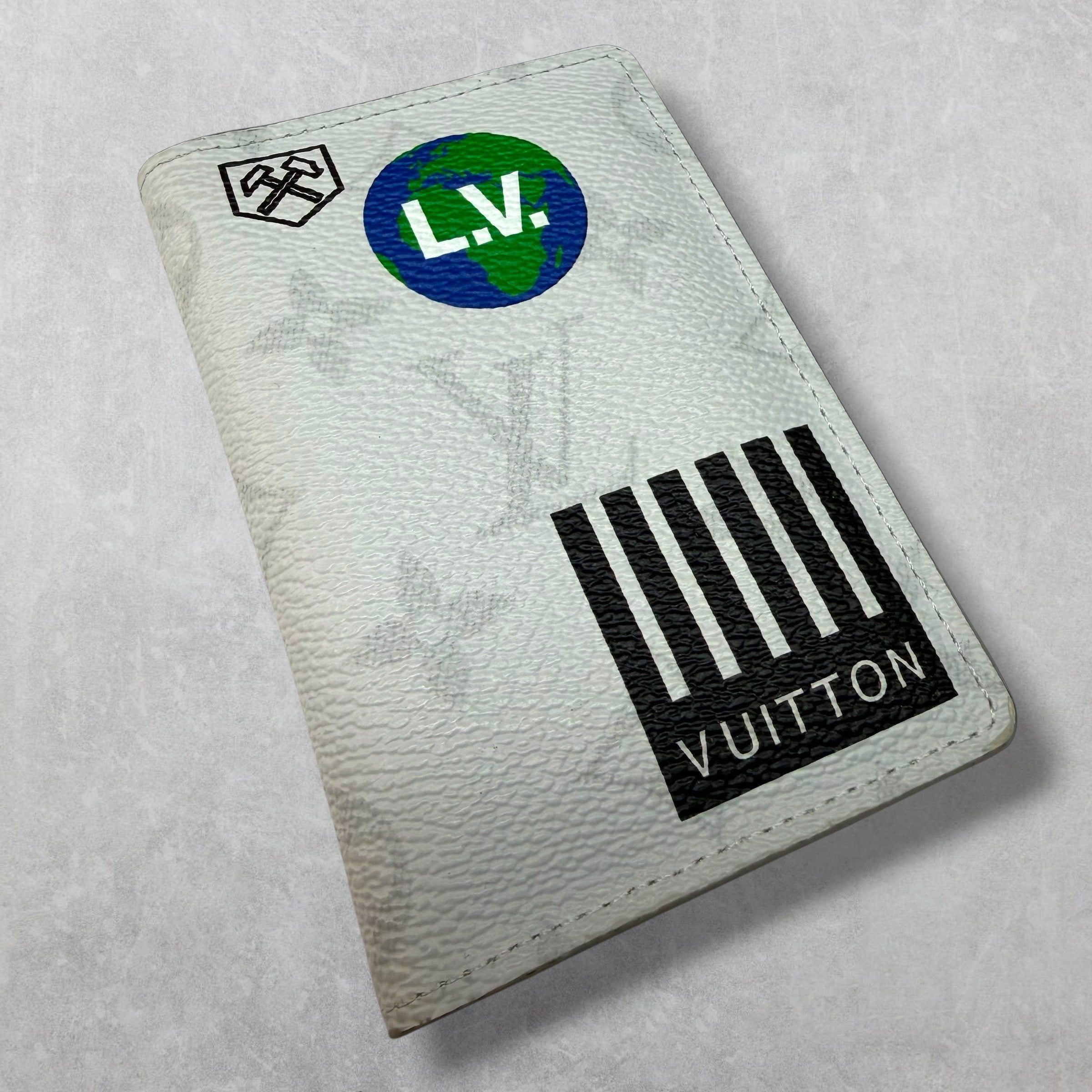 Louis Vuitton Louis Vuitton Monogram Story Pocket Organizer Size ONE SIZE - 1 Thumbnail