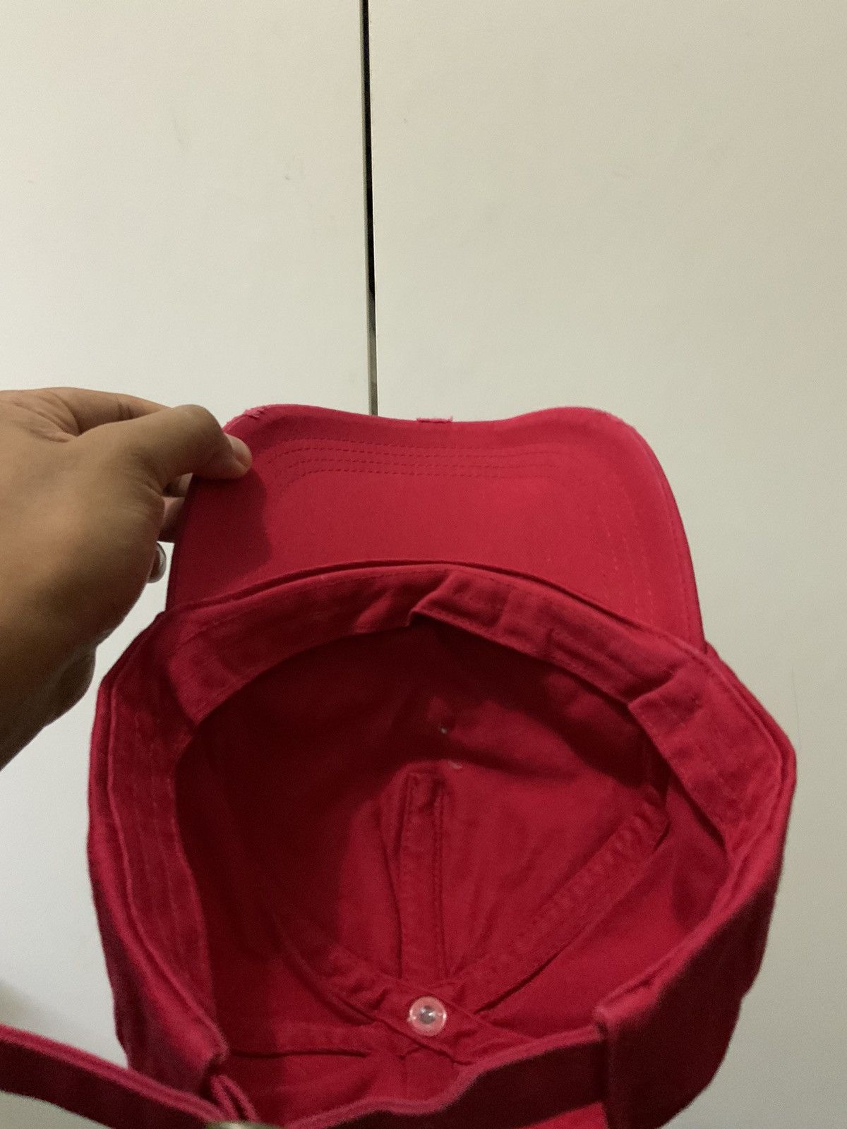 Uniqlo Uniqlo Distressed Plain Red Streetwear Hat Size ONE SIZE - 9 Thumbnail