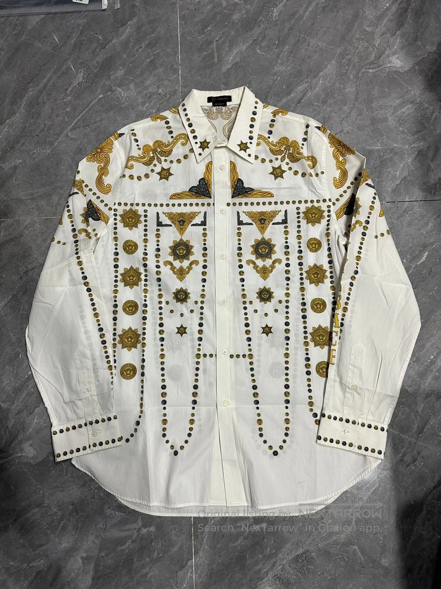 Versace Versace Silk Long Sleeve Shirt. Size US XL / EU 56 / 4 - 1 Thumbnail