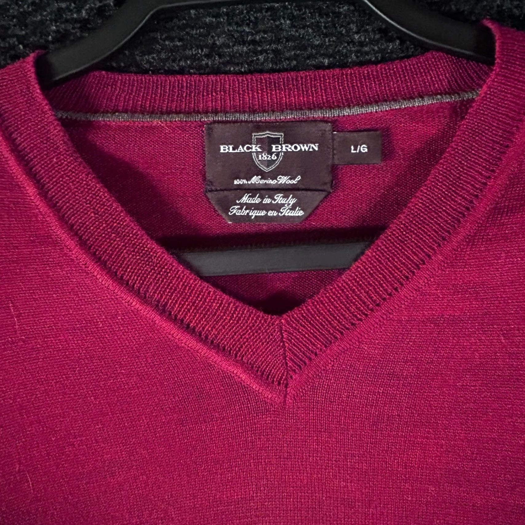 Vintage VINTAGE Black Brown 1826 V-Neck Sweater Mens L Burgundy 100% Merino Wool Made in Italy Knit Pullover Long Sleeve Ribbed Cuffs & Hem Hand Wash Only Size US L / EU 52-54 / 3 - 2 Thumbnail