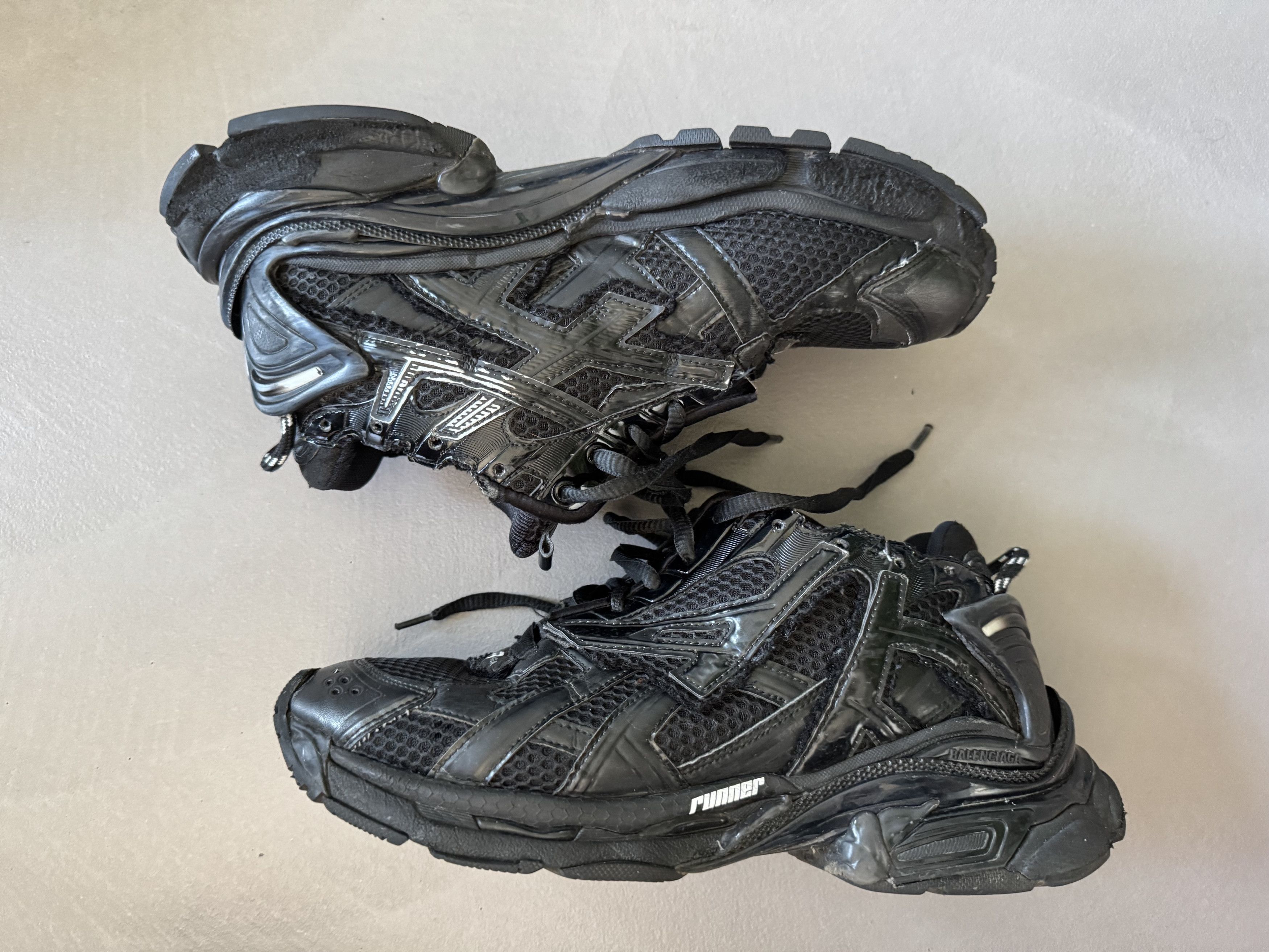 Balenciaga Balenciaga Runner Black, Mesh / Nylon Sneakers - Italy Size US 9 / EU 42 - 6 Thumbnail