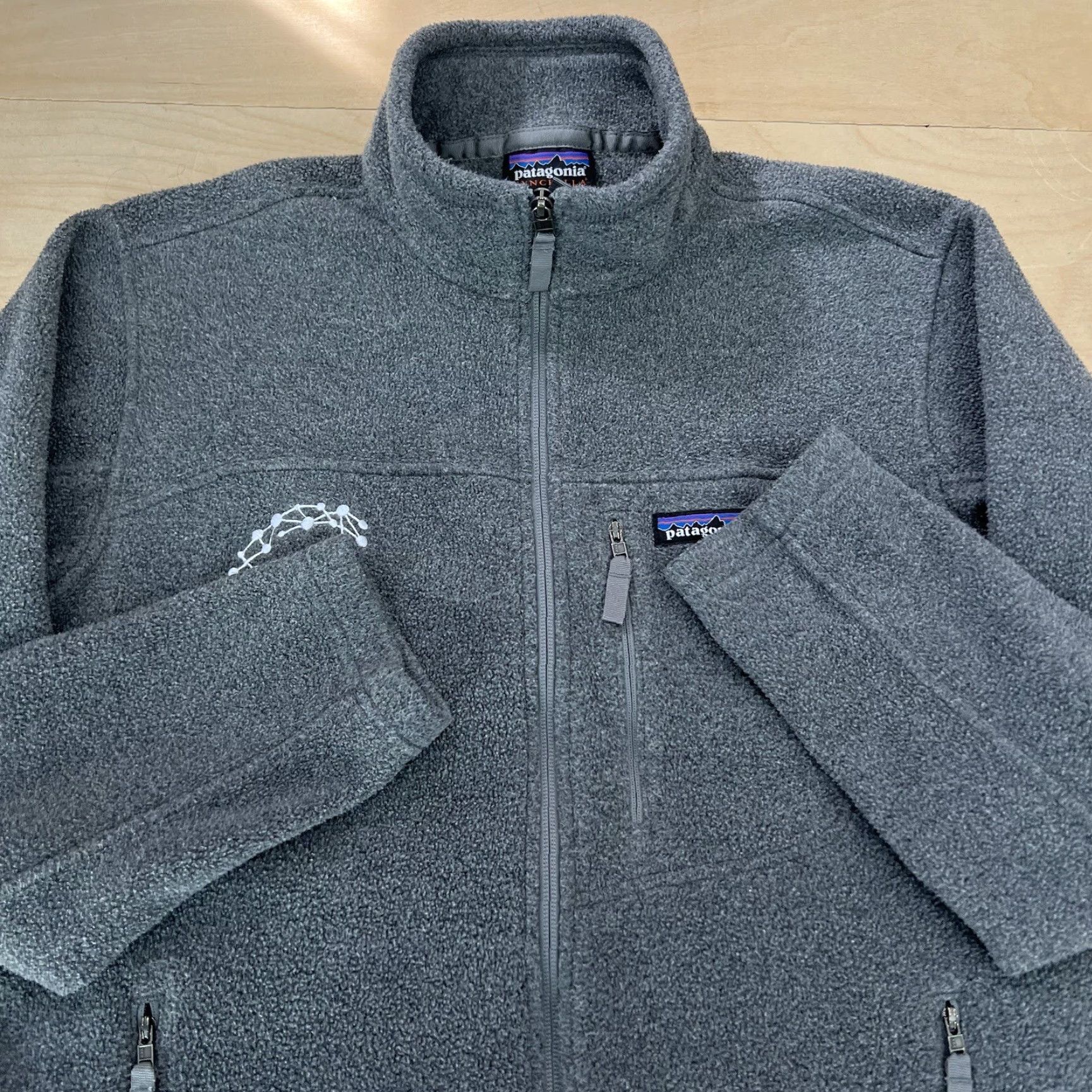 Patagonia Patagonia Synchilla Jacket Small Gray Full Zip Mens Vintage? No Size US S / EU 44-46 / 1 - 4 Thumbnail