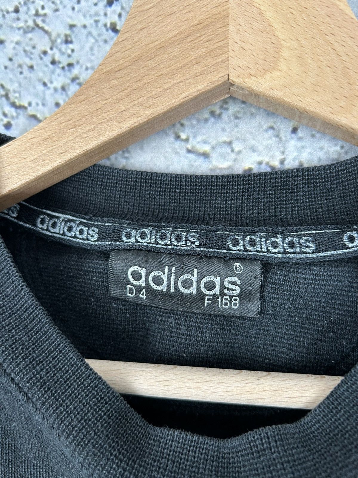 Adidas Vintage Adidas Basic Crewneck Streetwear 90s Hype Rare Size US S / EU 44-46 / 1 - 3 Thumbnail