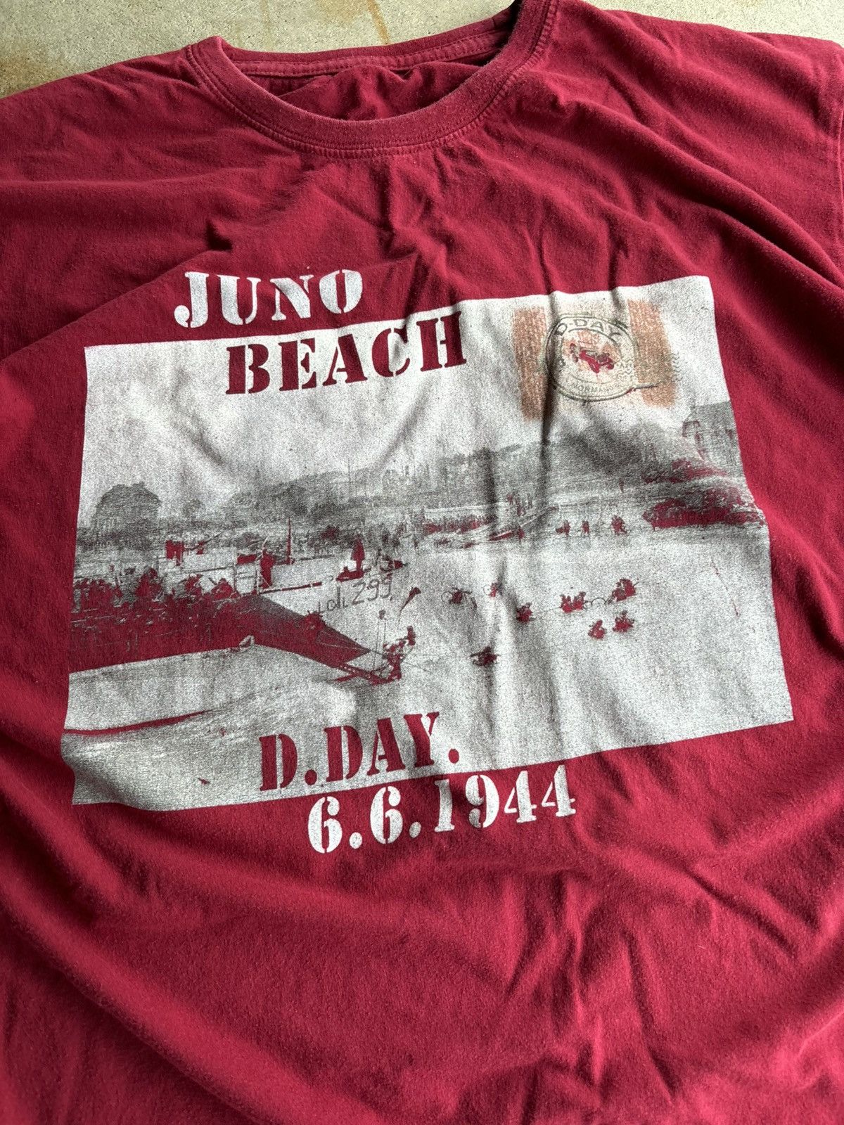 Vintage Crazy 90s Juno Beach D-Day Boxy Faded Burgundy WW2 Shirt Size US L / EU 52-54 / 3 - 3 Thumbnail