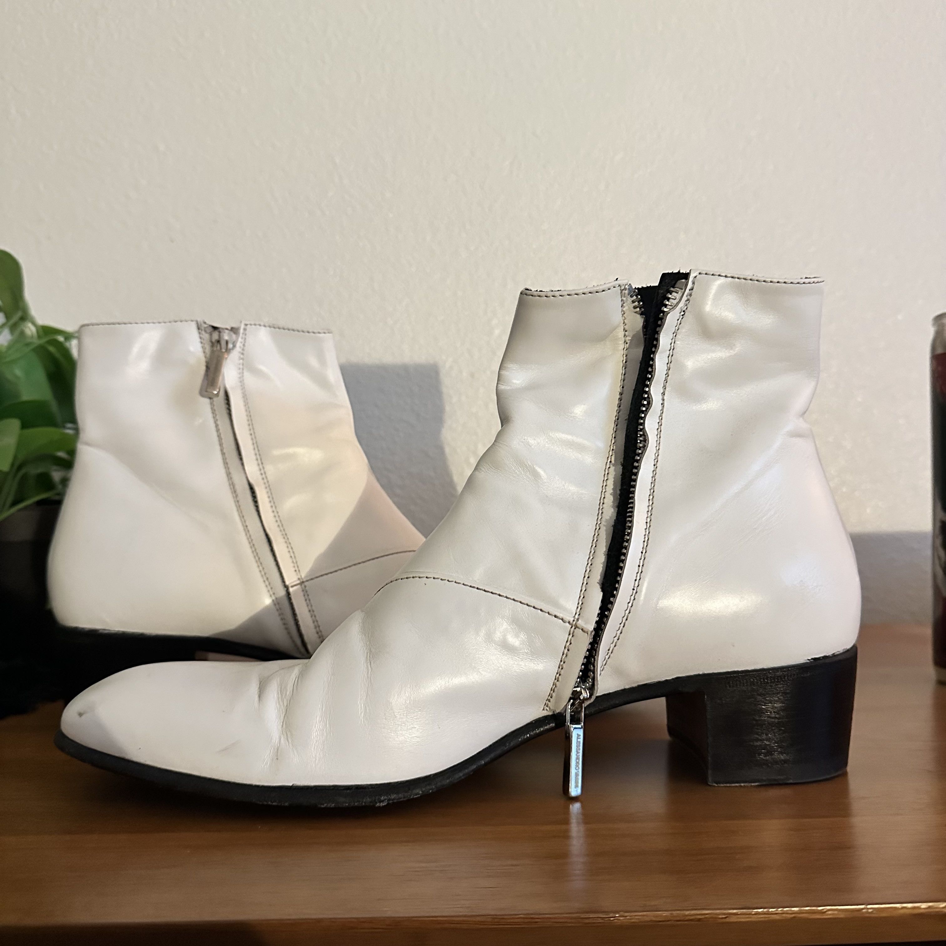 ALESSANDRO VASINI White Leather Chelsea Boot Size US 10.5 / EU 43-44 - 2 Thumbnail