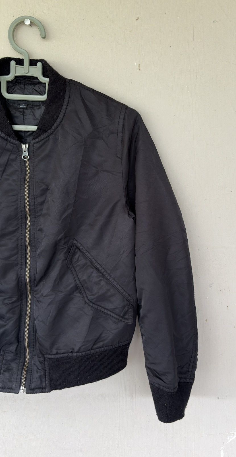 Uniqlo Uniqlo Bomber Light Jacket Size US M / EU 48-50 / 2 - 3 Thumbnail