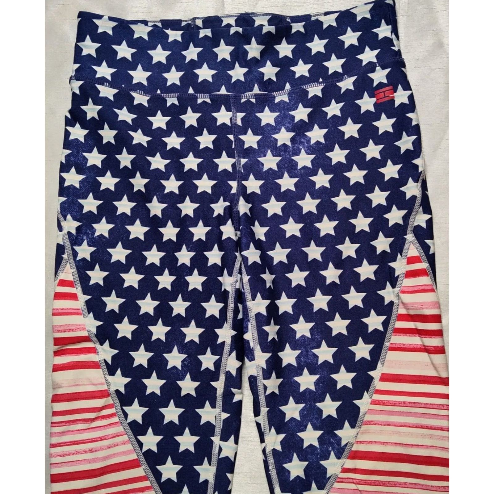Tommy Hilfiger TOMMY HILFIGER SPORT Women Medium USA FLAG Patriotic AOP Compression Leggings Shirt? Size 32" / US 10 / IT 46 - 3 Thumbnail