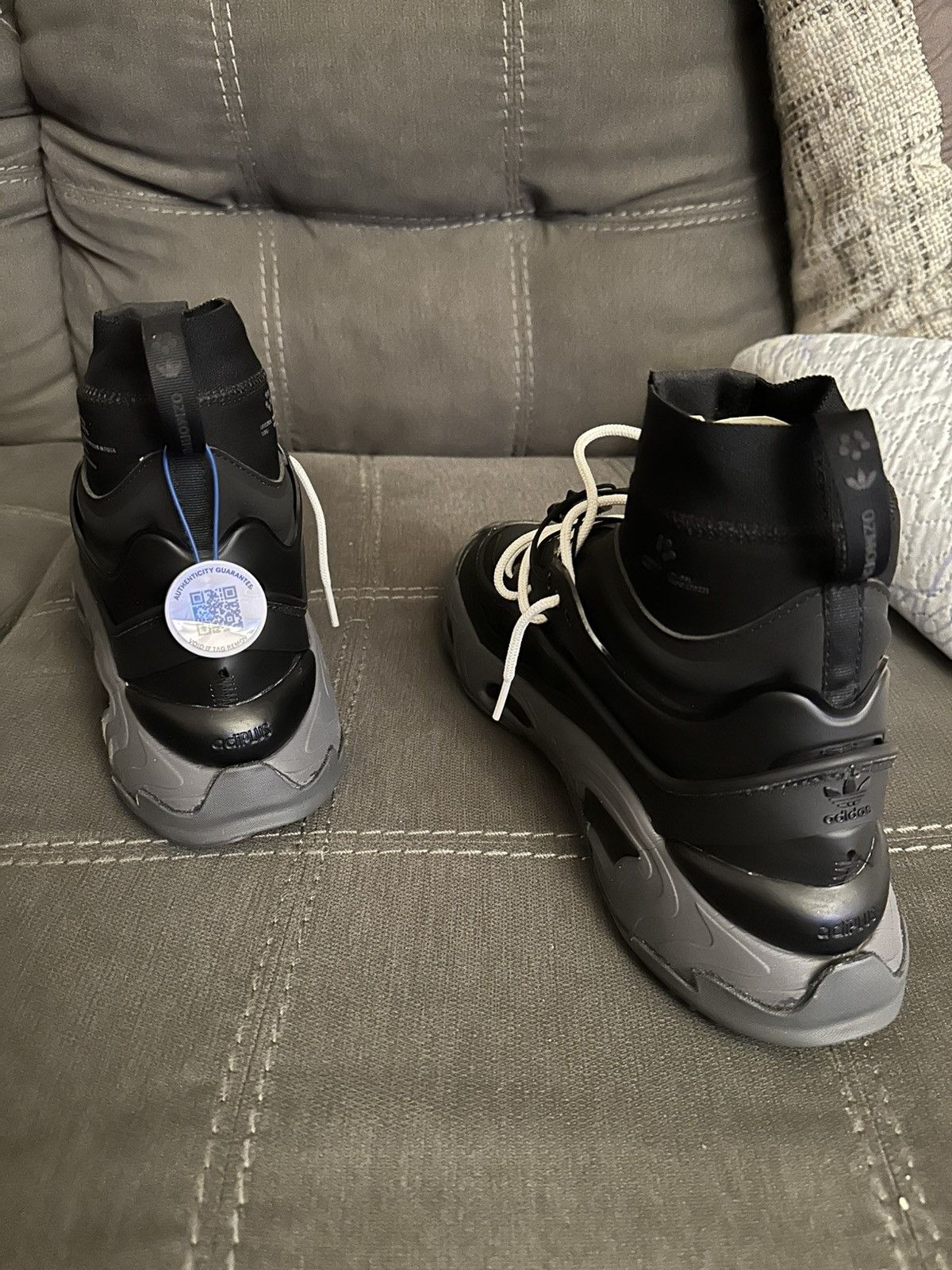 Adidas Adidas Ozmorphis MrBailey Size US 9.5 / EU 42-43 - 5 Thumbnail