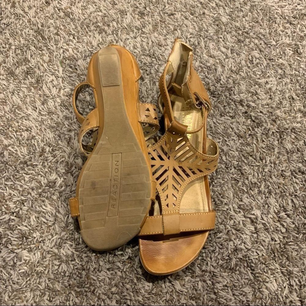 Kenneth Cole Women’s Kenneth Cole Sandals Size US 6 / IT 36 - 2 Thumbnail
