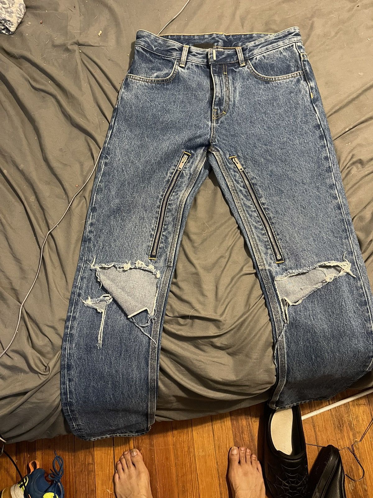 Givenchy Givenchy ripped and zipper destroyed denim | Grailed