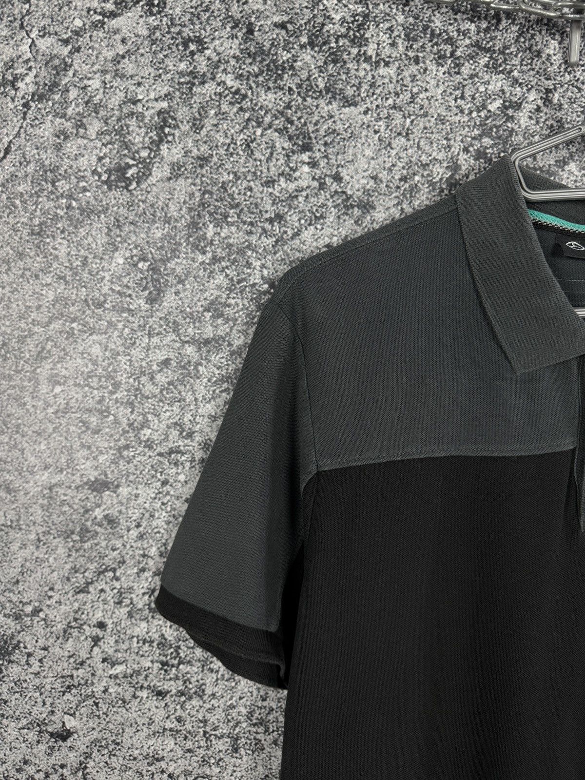 Mercedes-Benz Mercedes Benz AMG Petronas Formula 1 Team Racing Polo Shirt Size US L / EU 52-54 / 3 - 3 Thumbnail