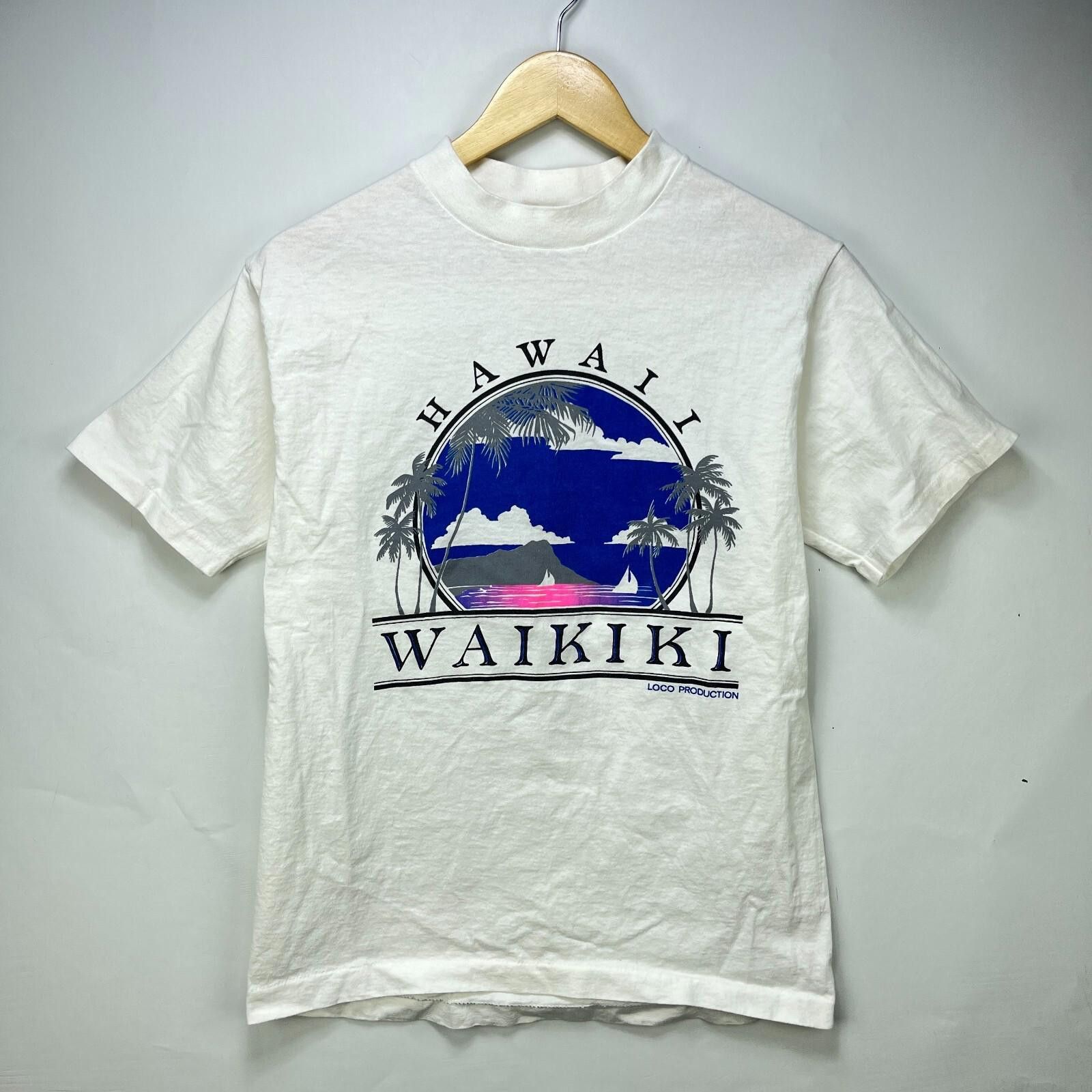 Vintage Vintage 90s Hawaii Waikiki T Shirt Medium Souvenir Size US M / EU 48-50 / 2 - 1 Thumbnail