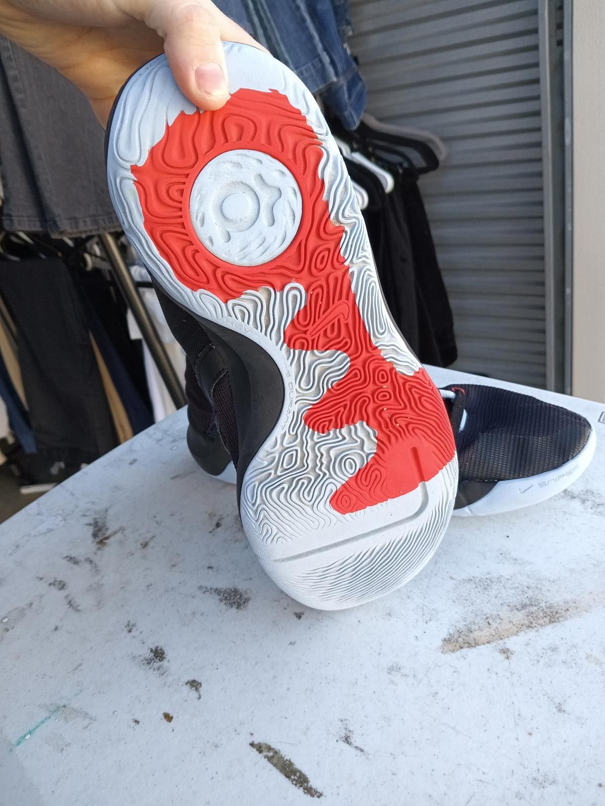 Nike Stylish Nike Athletic Sneakers - Black & Red Size US 11.5 / EU 44-45 - 4 Thumbnail