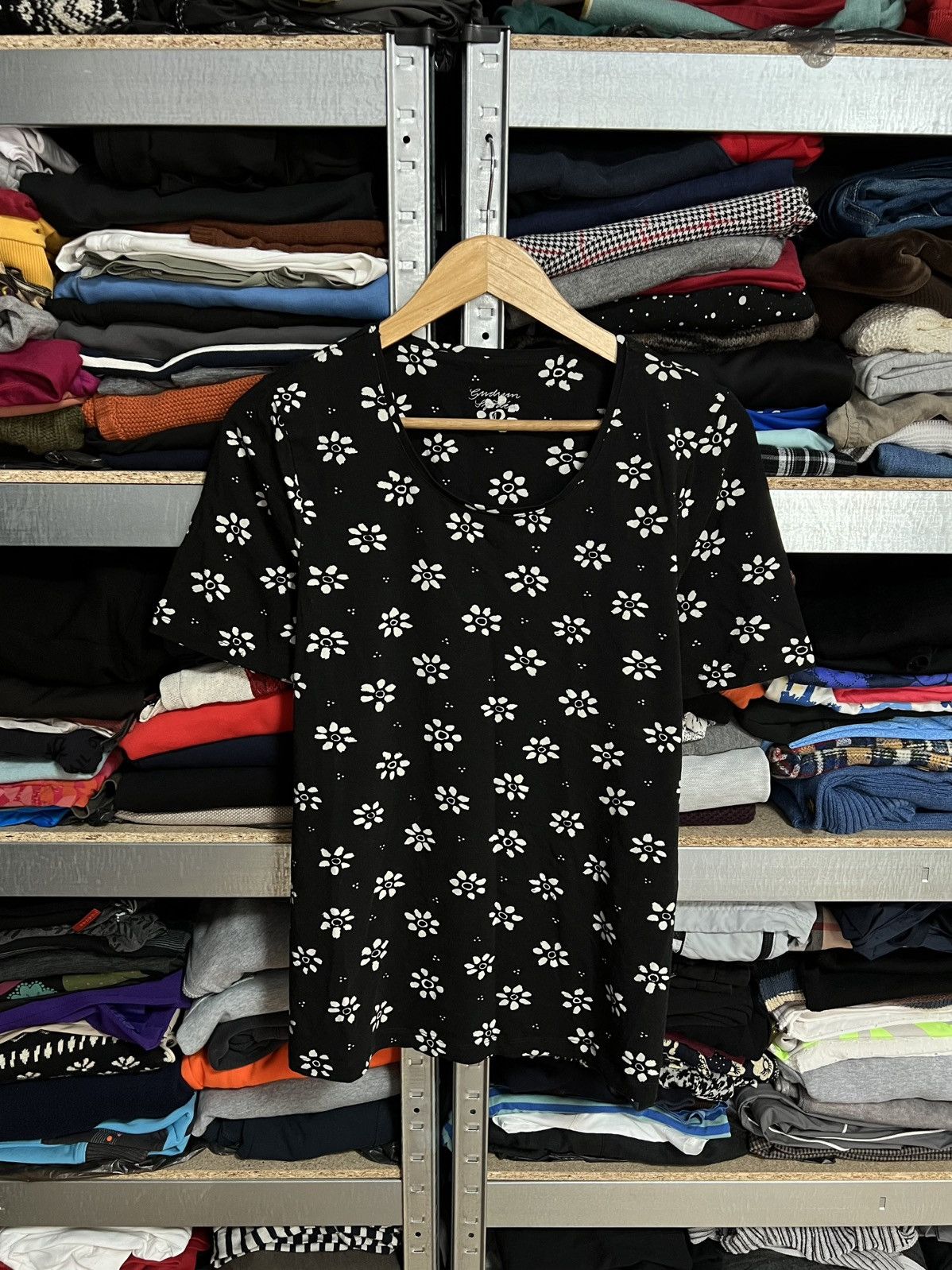 Gudrun Sjoden Gudrun Sjoden T Shirt Top Floral Print Stretch Black Size M Size M / US 6-8 / IT 42-44 - 1 Thumbnail
