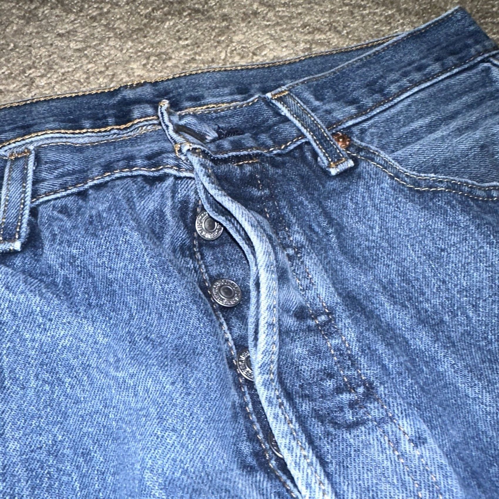 Levi's Levi's 501 Jeans Mens 33x30 Button Fly Straight Leg Denim Blue Medium Wash Pants 80s 90s Size US 33 - 4 Thumbnail