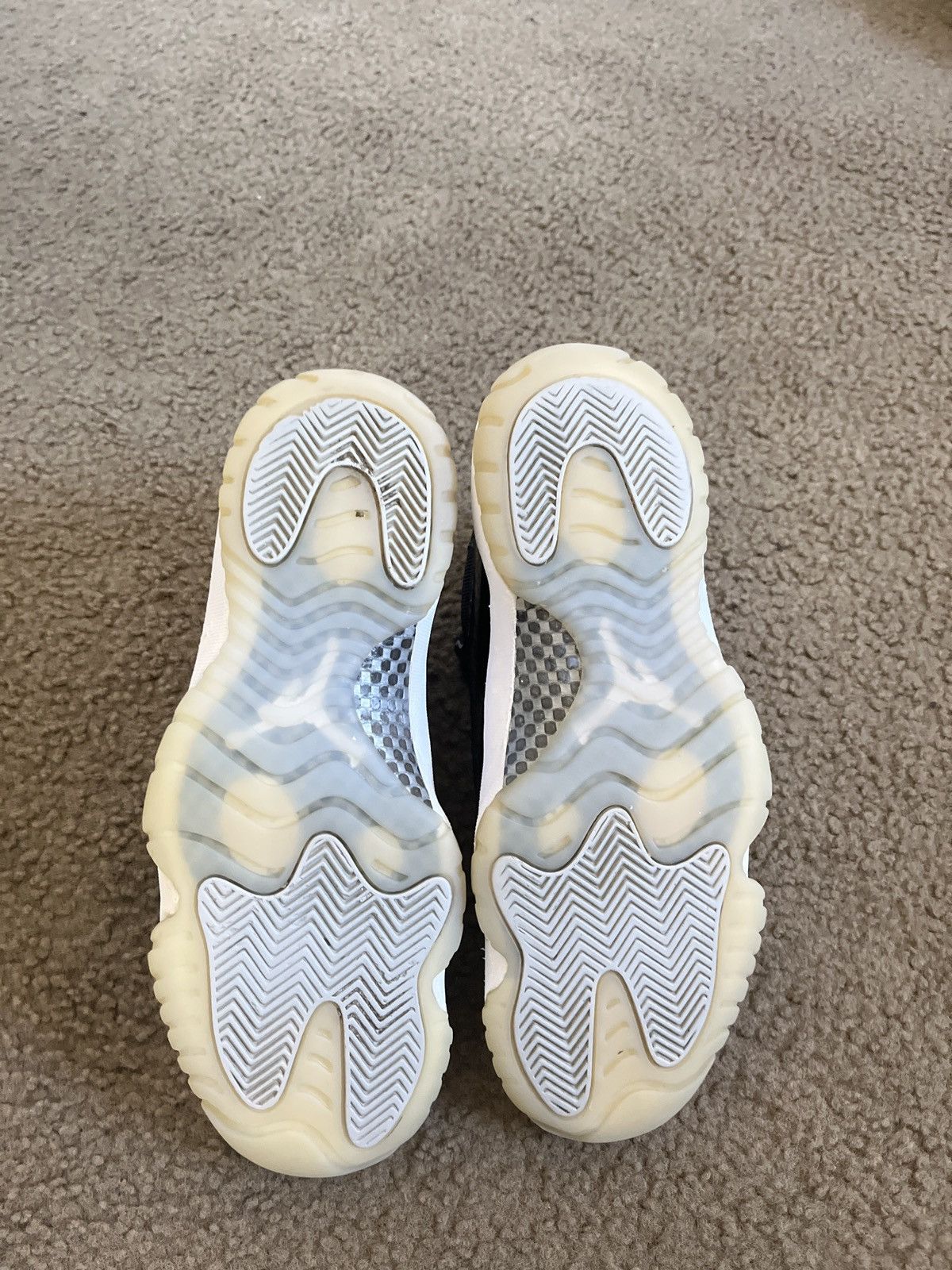 Jordan Brand Jordan 11 julibee Size US 9 / EU 42 - 3 Thumbnail