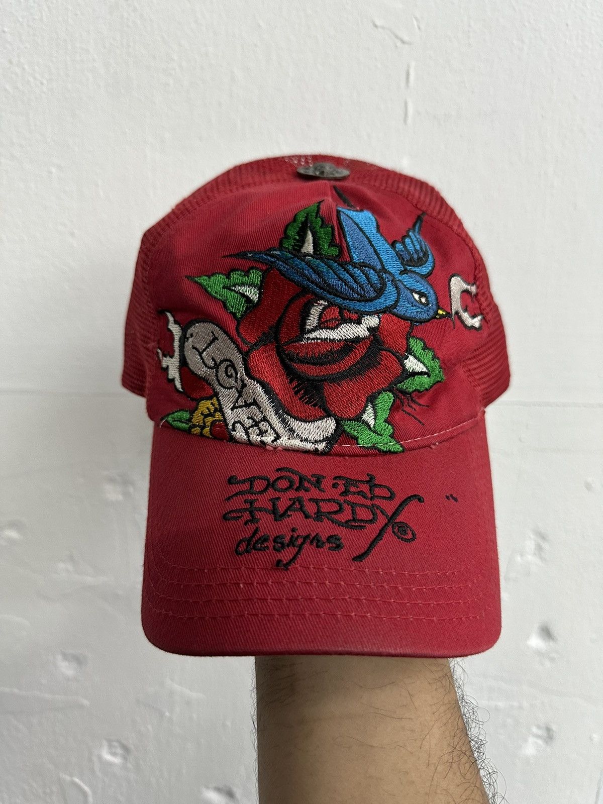 Ed Hardy 🔥Vintage🔥 Ed Hardy Dead Roses Trucked Hat Size ONE SIZE - 1 Thumbnail