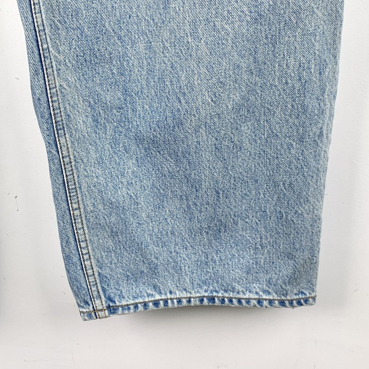 Balenciaga Balenciaga Light Blue Washed Cotton Denim Pants K26WX Size 26" / US 2 / IT 38 - 4 Thumbnail