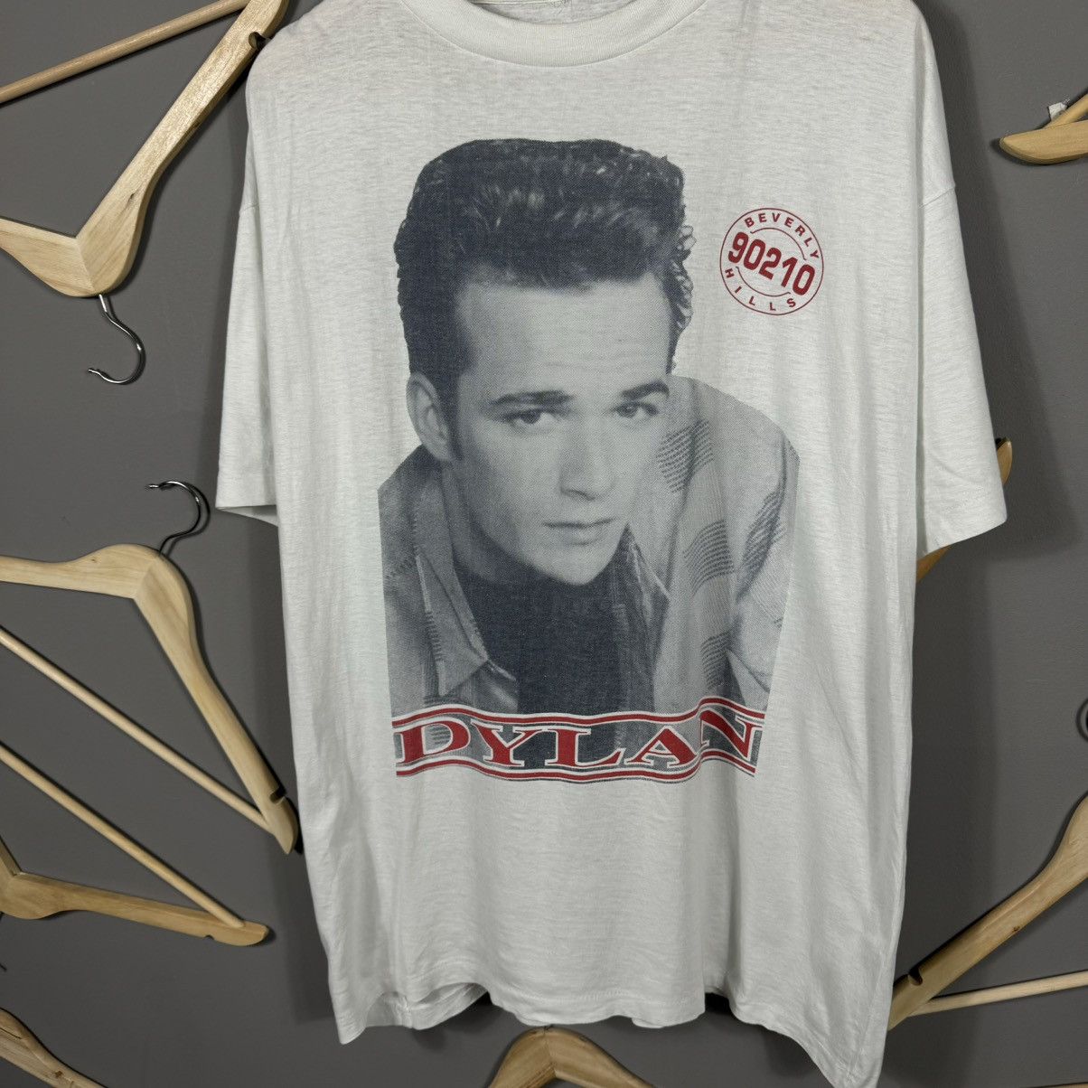 Vintage Vintage Beverly Hills 90210 Dylan 90s Movie T-shirt Size US XL / EU 56 / 4 - 3 Thumbnail