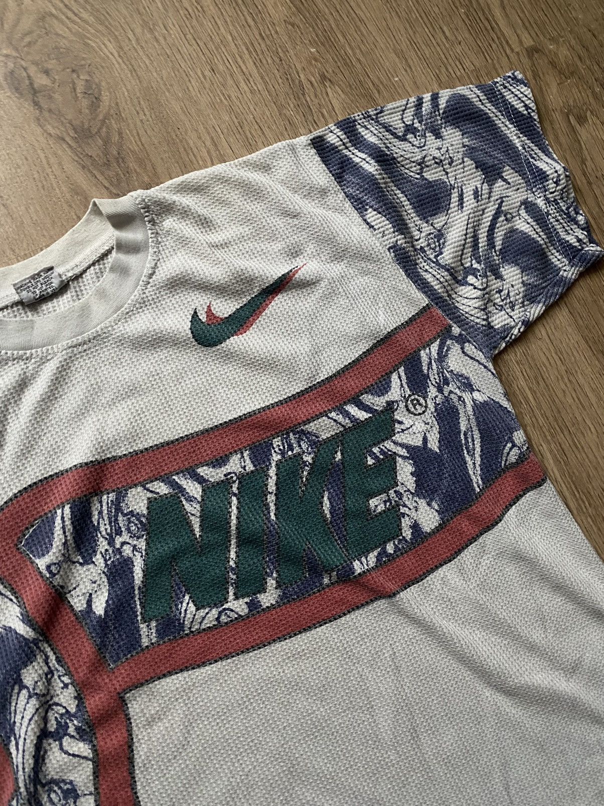 Nike × Vintage Vintage Nike 00’s Y2K overprinted sport t shirt baggy USA Size US L / EU 52-54 / 3 - 3 Thumbnail