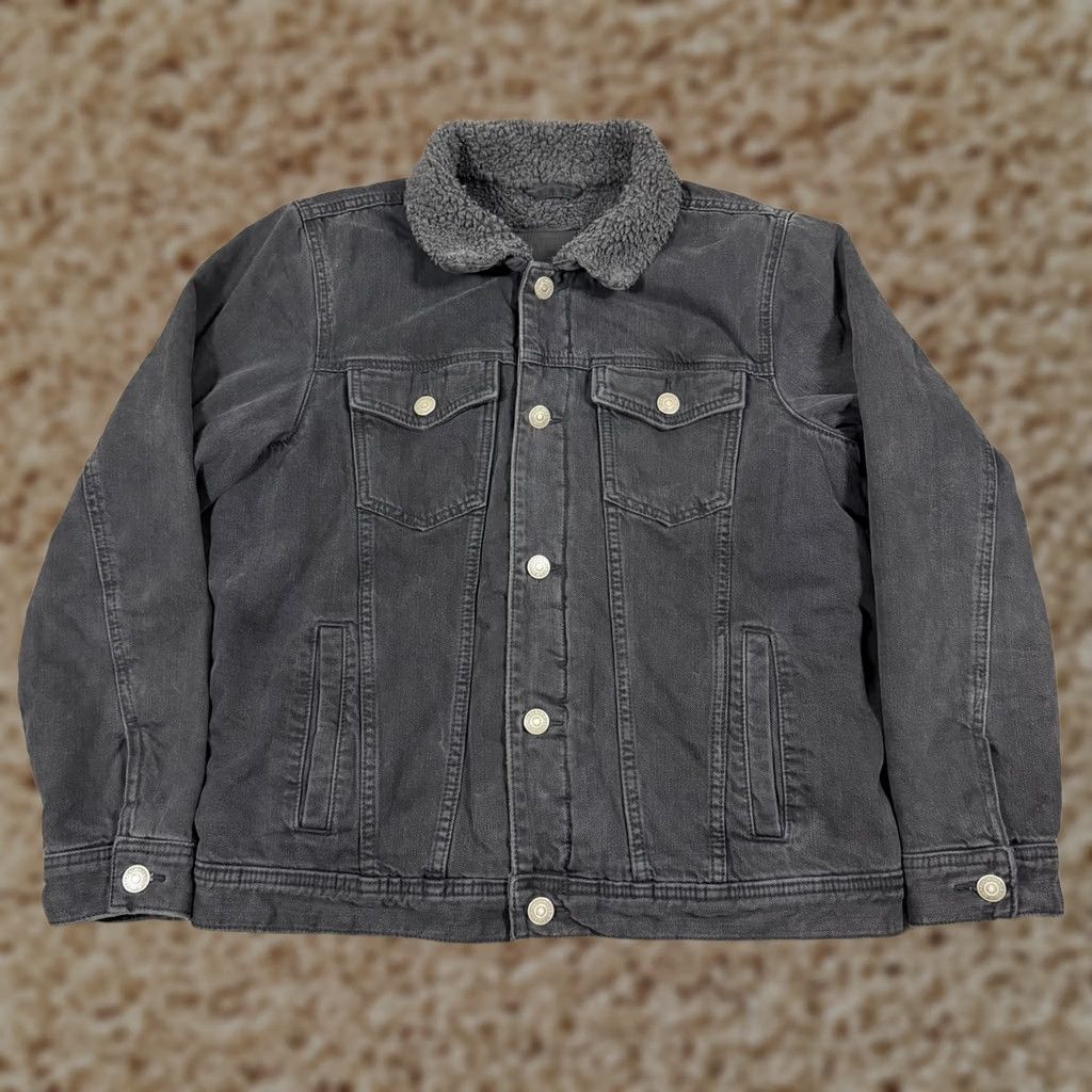 Abercrombie & Fitch Abercrombie & Fitch Denim Jacket Men’s Medium Black Sherpa Lined Vintage? (Note: Original title indicates "Vintage" but item says Vintage: No) Size US M / EU 48-50 / 2 - 1 Thumbnail