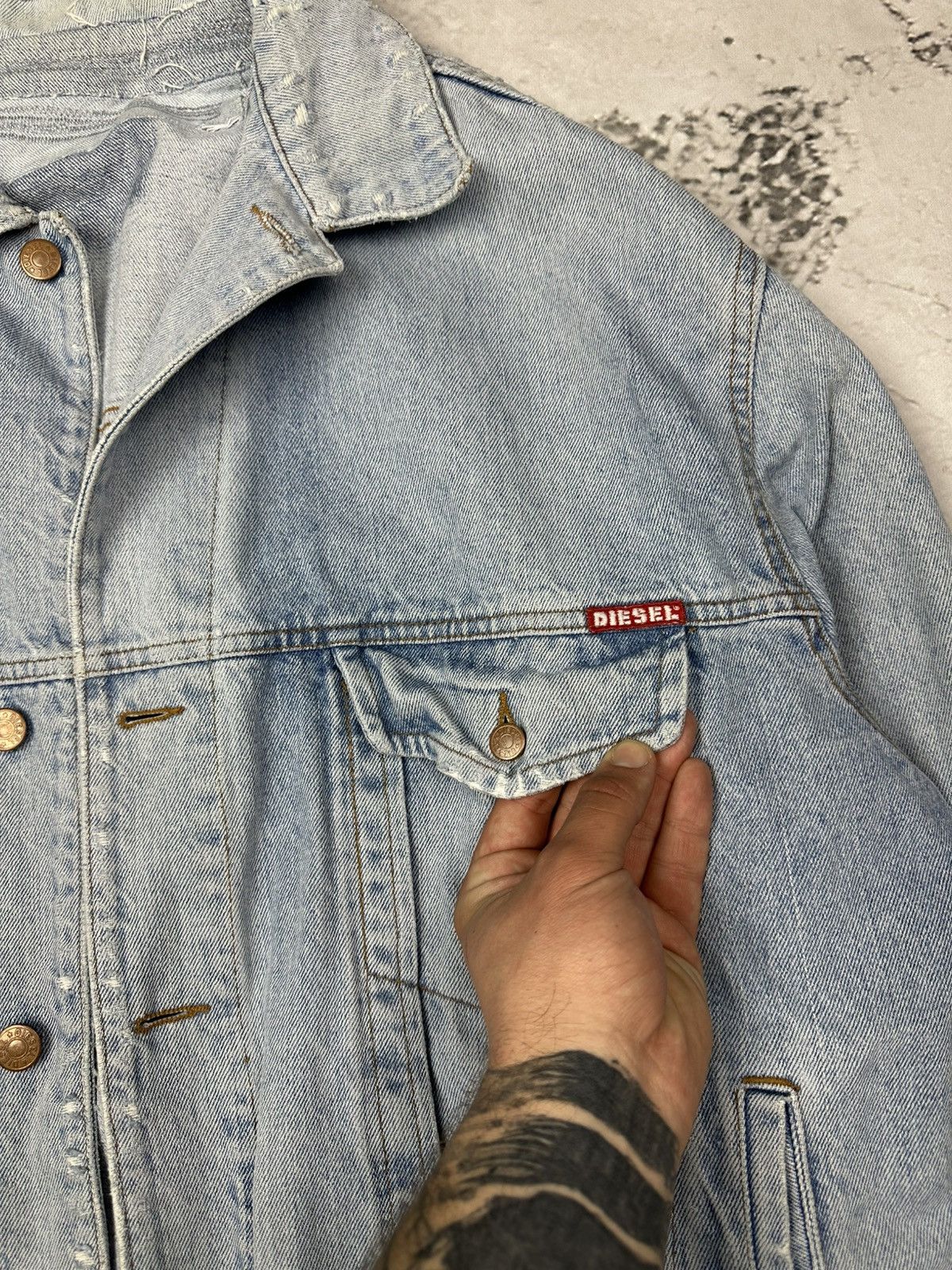Diesel Diesel Distressed Washed Vintage denim Jacket 80-90s Size US L / EU 52-54 / 3 - 7 Thumbnail