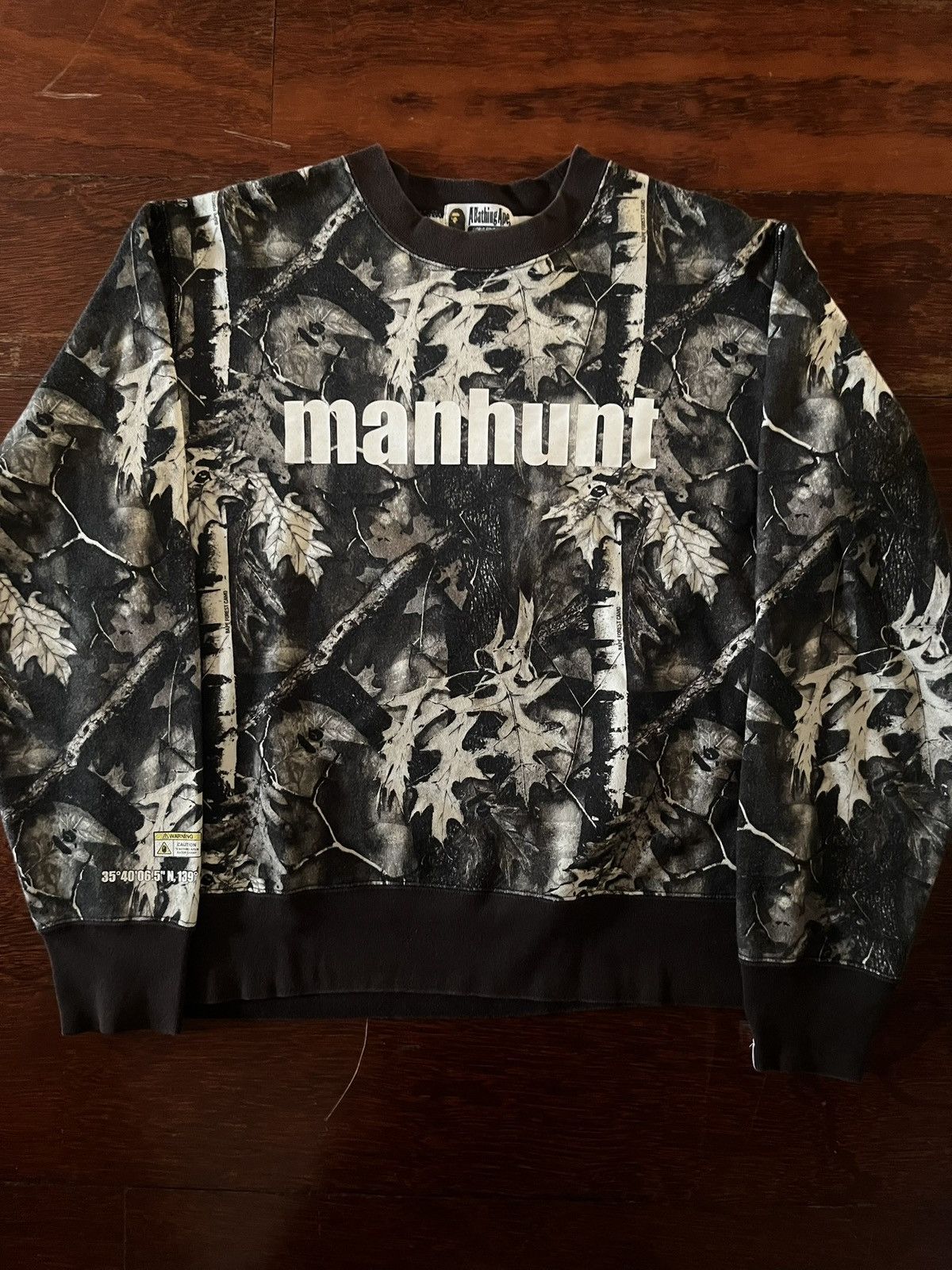 Bape Bape Real Tree Manhunt Crewneck Size US M / EU 48-50 / 2 - 1 Thumbnail