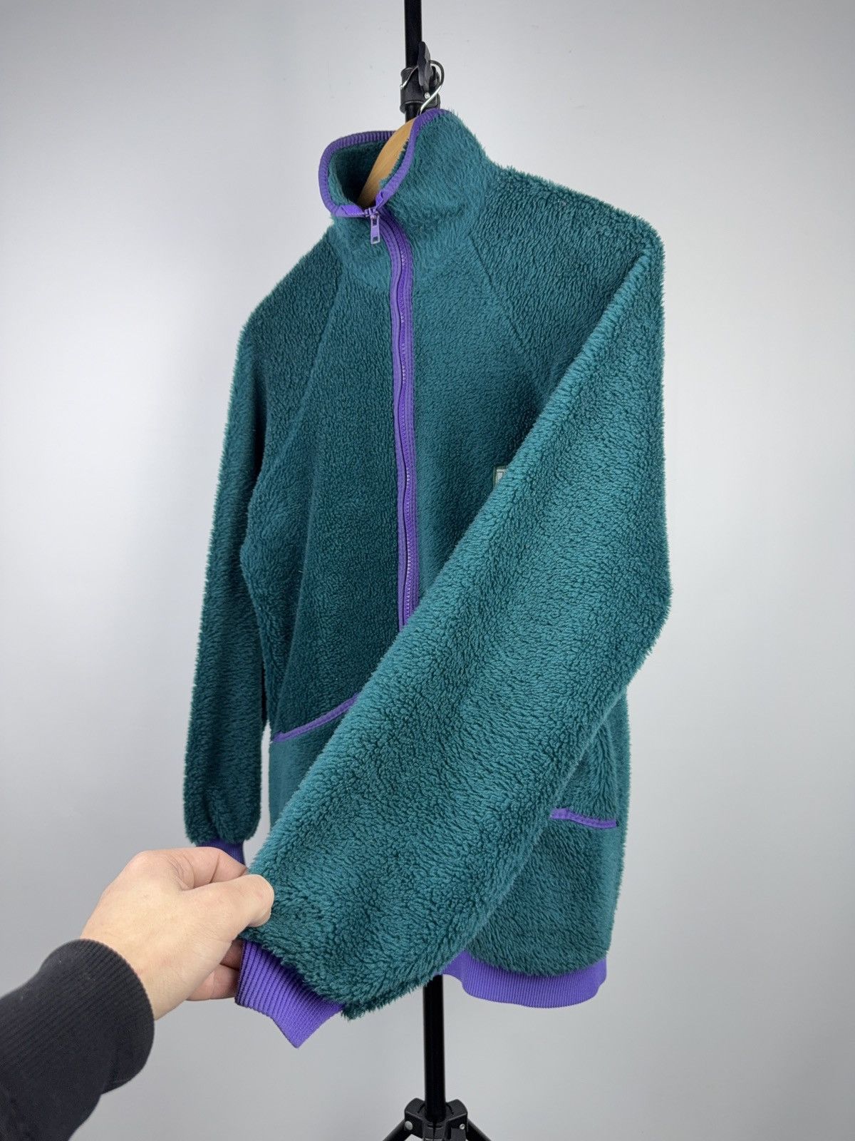 Helly Hansen Vintage Helly Hansen High Pile Fleece Jacket Green Purple Size US M / EU 48-50 / 2 - 5 Thumbnail