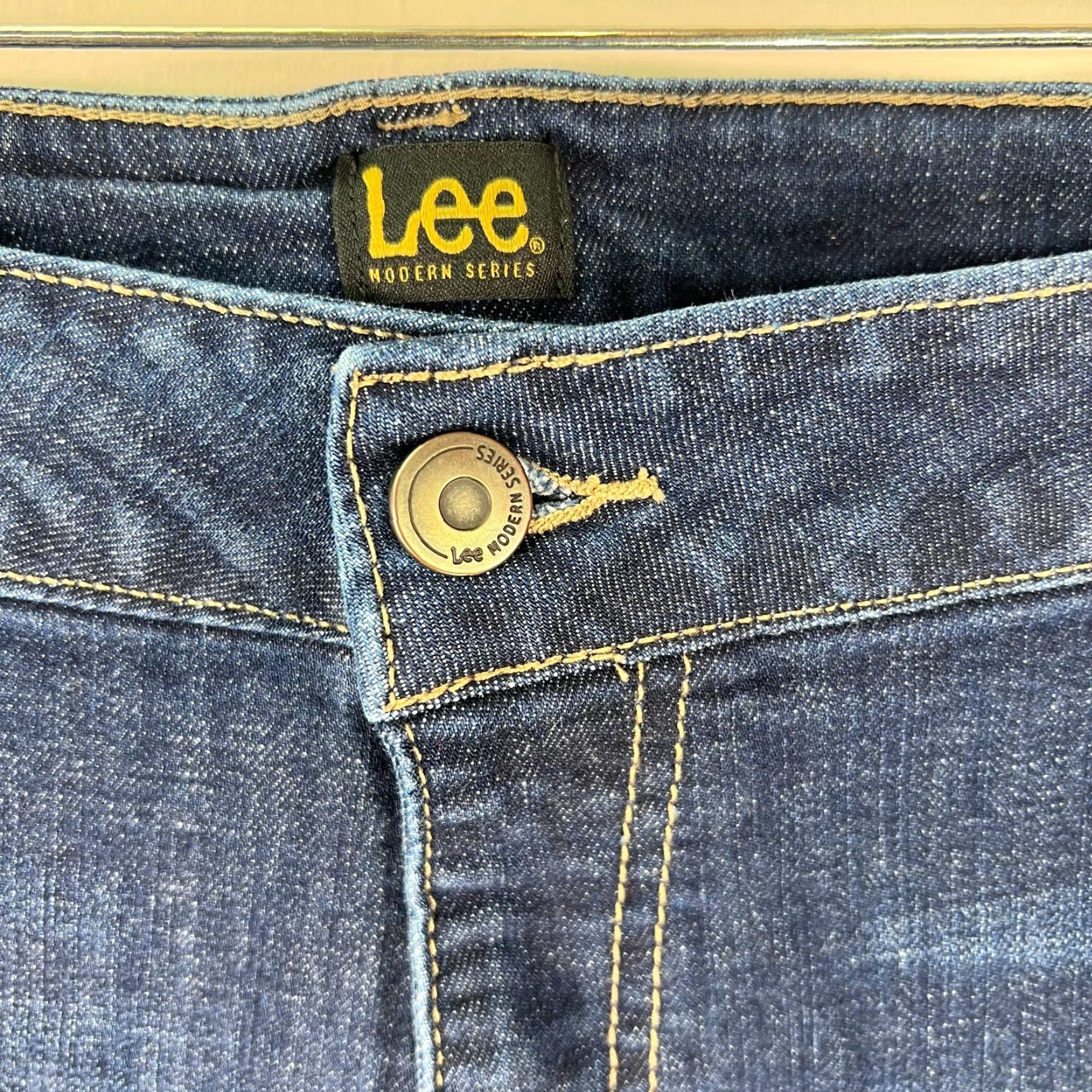 Lee Lee Womens Modern Series Distressed Cropped Blue Denim Jeans 24W Medium Size 42" / US 20 - 7 Thumbnail