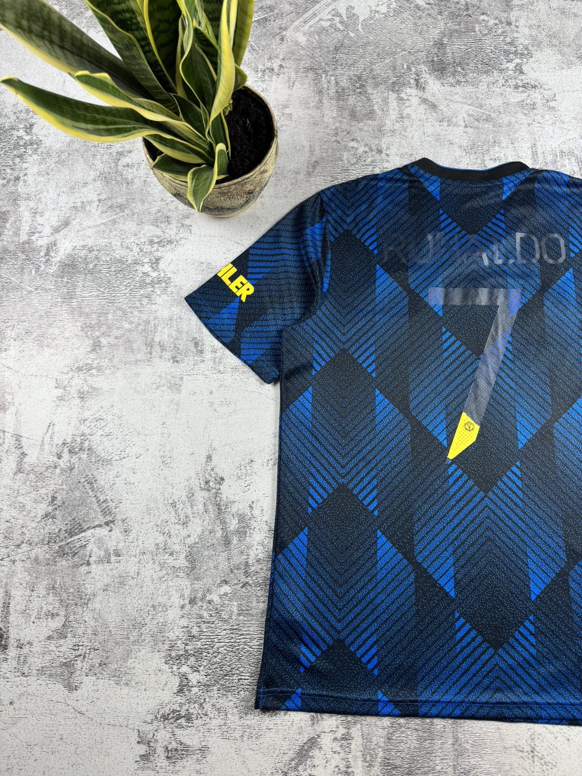 Adidas Manchester United Cristiano Ronaldo 2021/2022 Third Jersey Blockcore T Shirt Tee Size US XXL / EU 58 / 5 - 4 Thumbnail