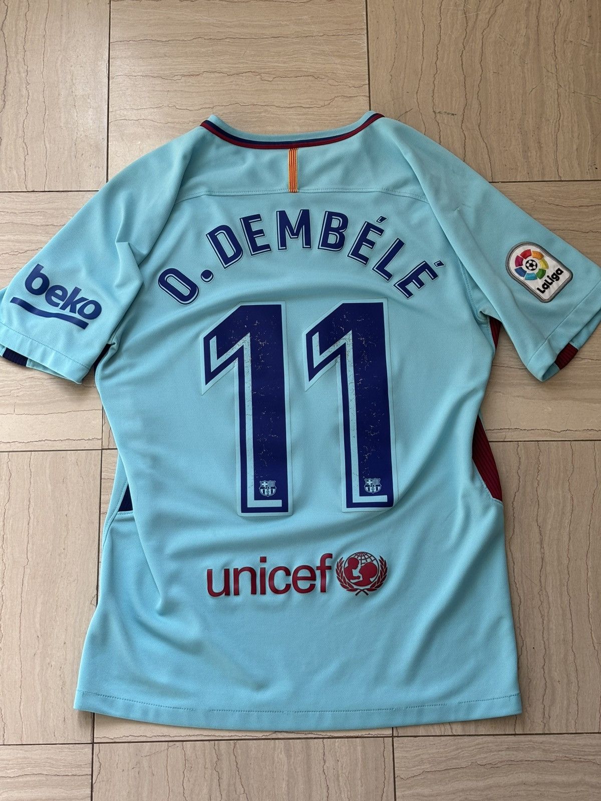 Nike BARCELONA 17-18 AUTHENTIC OUSMANE DEMBELE AWAY SHIRT Size US S / EU 44-46 / 1 - 1 Thumbnail