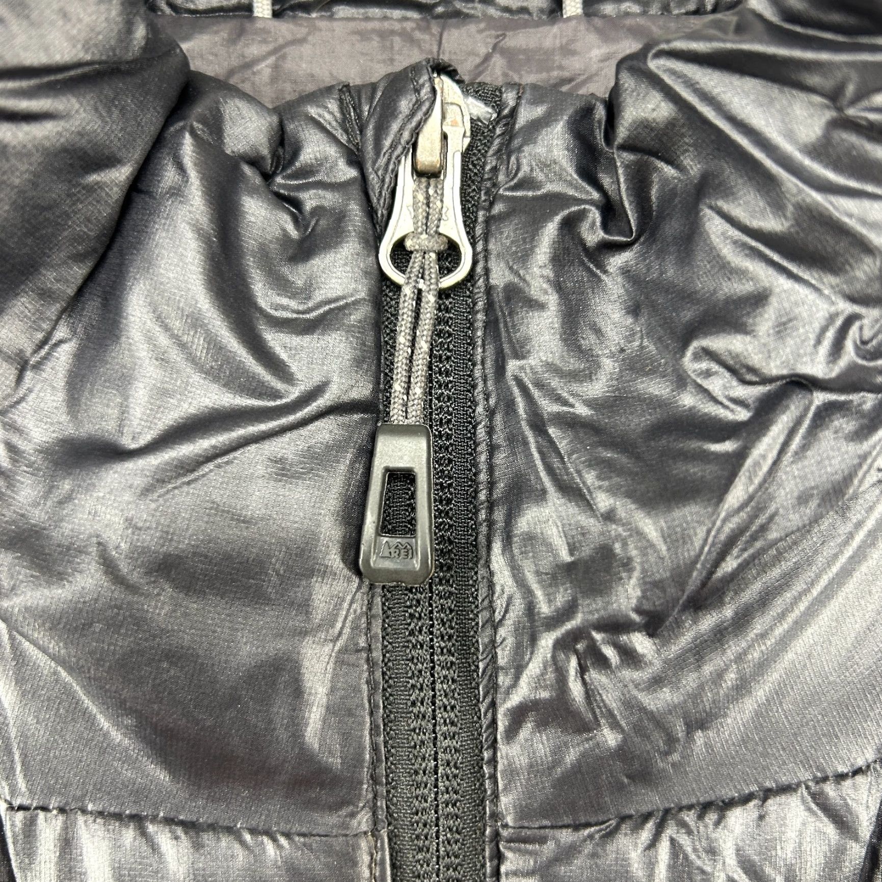 Vintage REI Co Op Jacket Womens M Black Puffer Down Full Zip Quilted Logo Mid-Length Long Sleeve Regular Outdoor Jacket Size M / US 6-8 / IT 42-44 - 4 Thumbnail