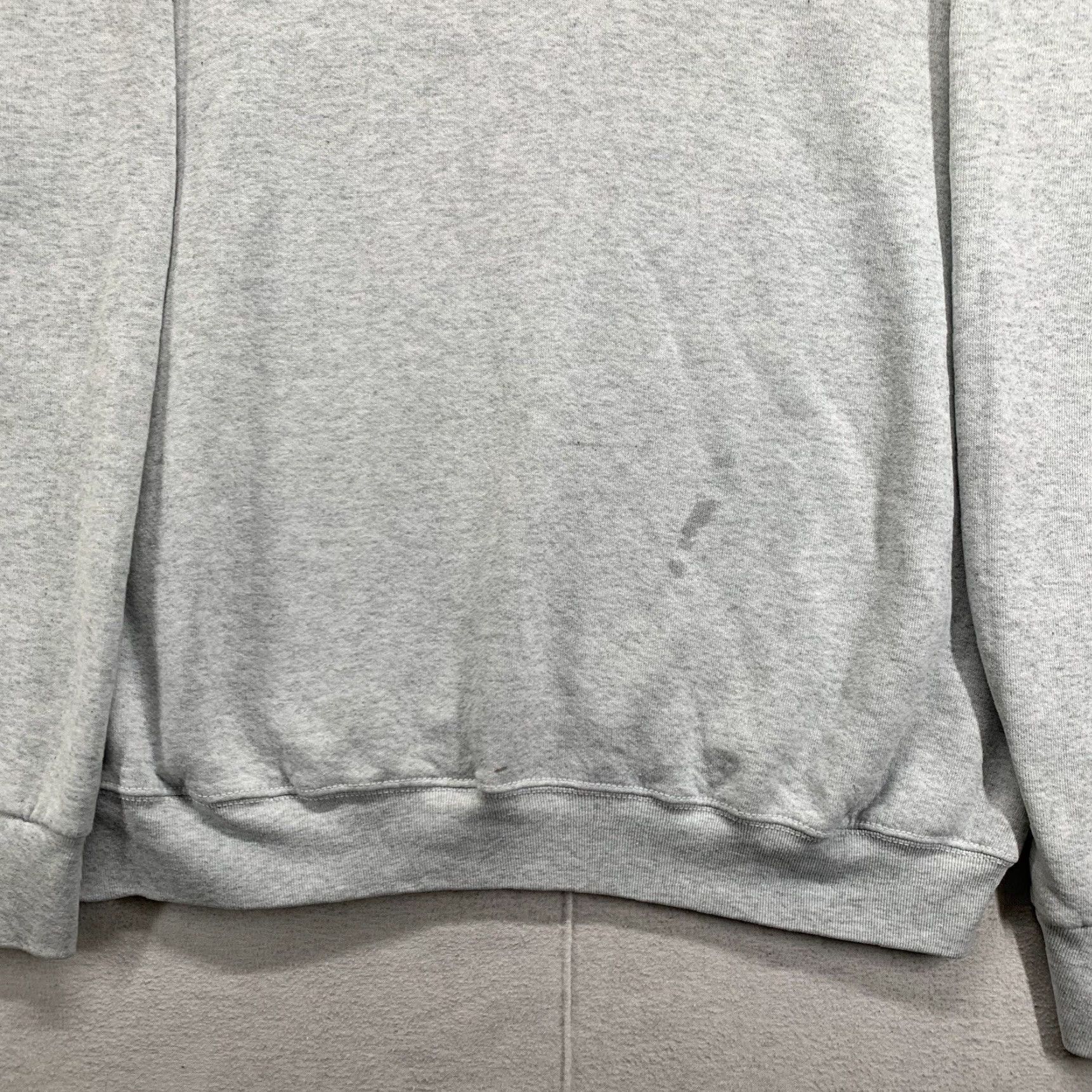 Vintage VINTAGE Artex Sportswear XL Crewneck Sweatshirt Embroidered Snowflake Christmas Gray Pullover Unisex Adults 90s Decade Size US XL / EU 56 / 4 - 5 Thumbnail