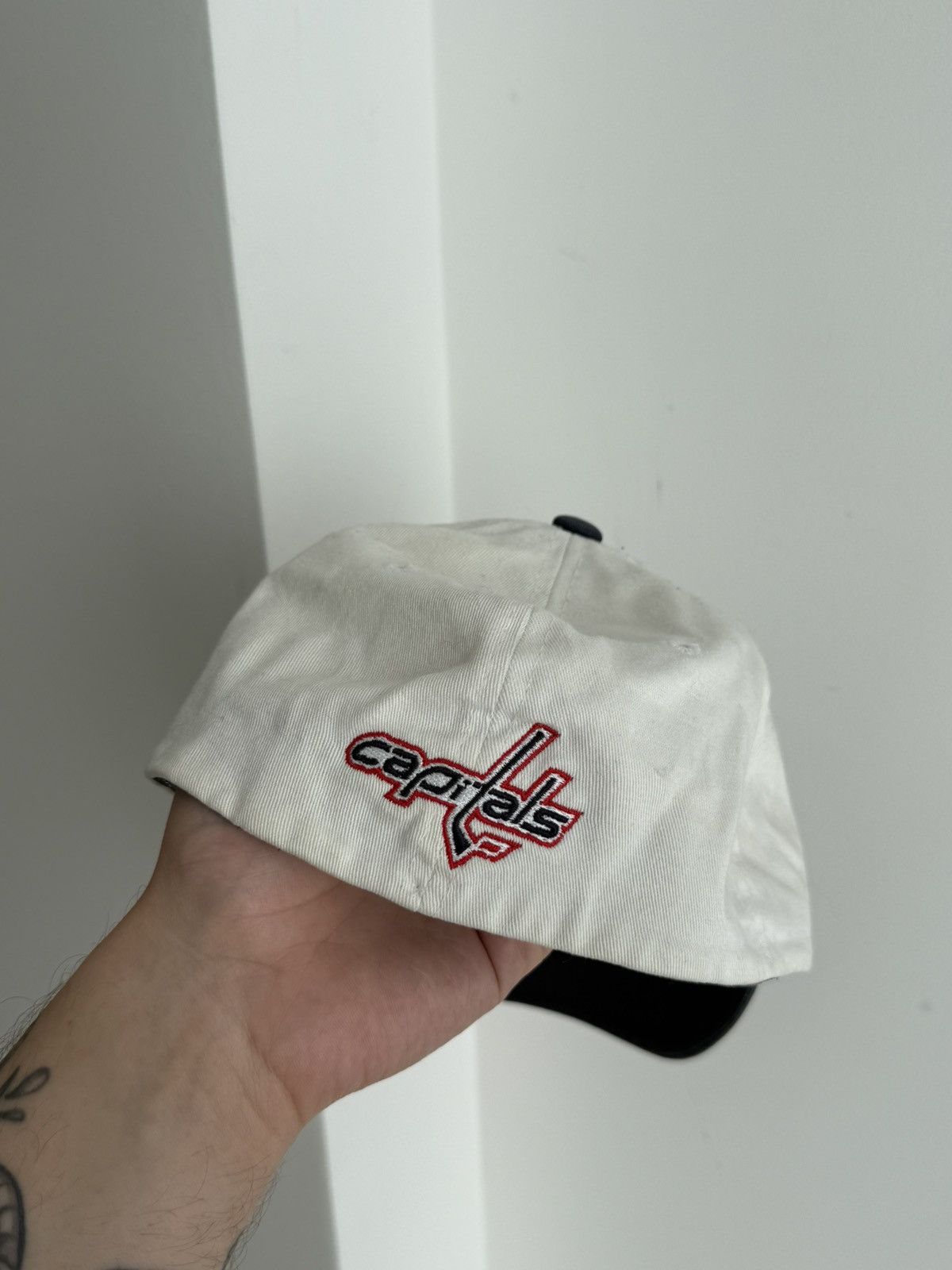 NHL Wachington Capitals Vintage Zephyr NHL Cap Size ONE SIZE - 3 Thumbnail