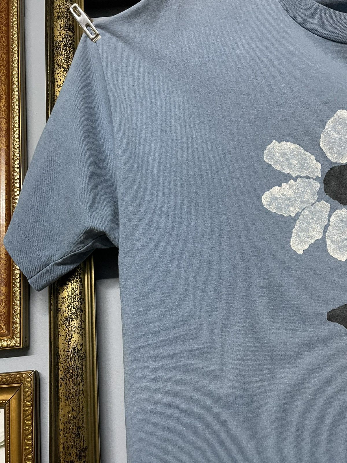 Vintage Vintage 1992 James Laid Art Flower Single Stitch Faded Tee Size US XL / EU 56 / 4 - 7 Thumbnail