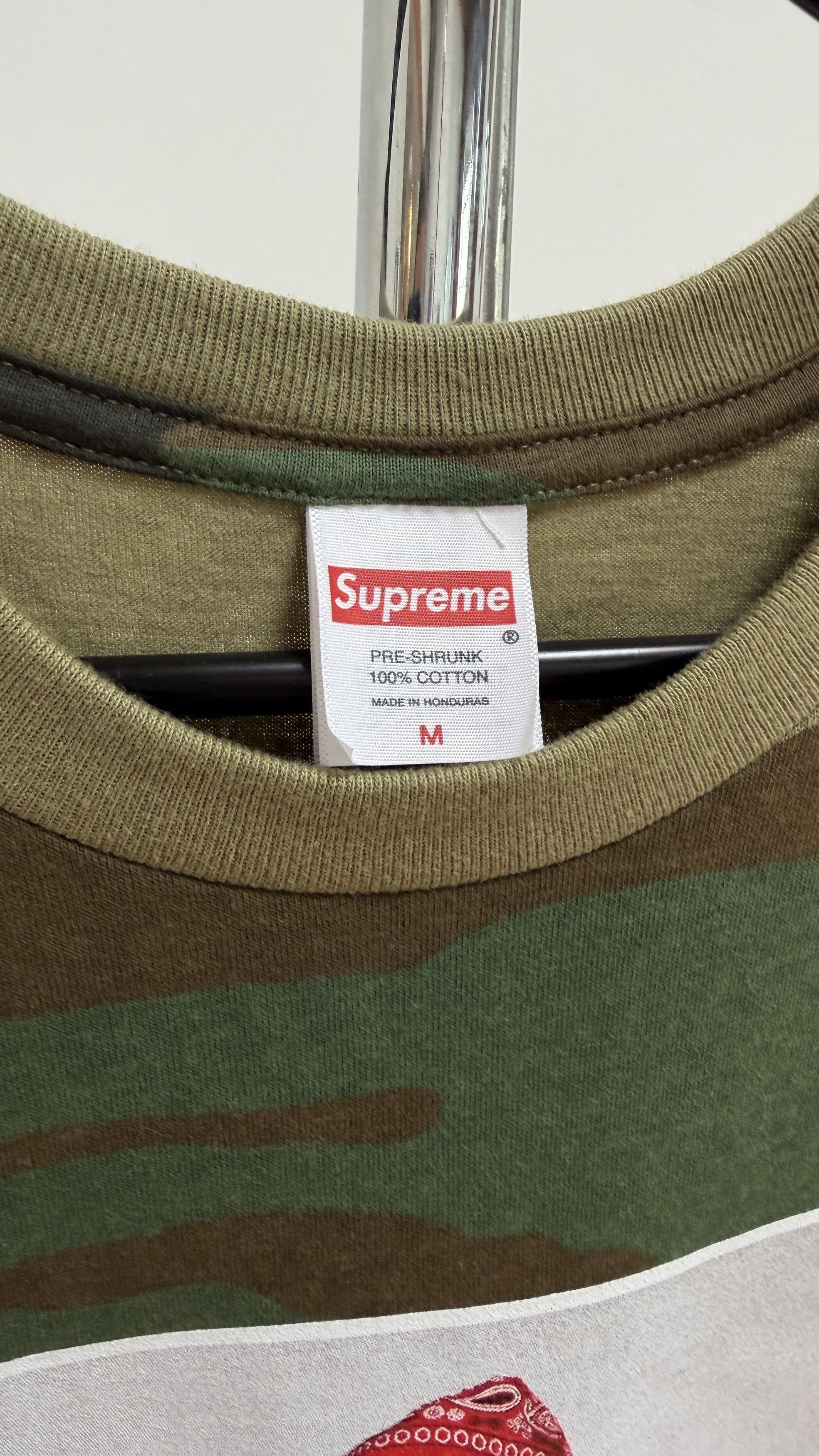Supreme Supreme x Playboi Carti Camo tee Size US M / EU 48-50 / 2 - 2 Thumbnail