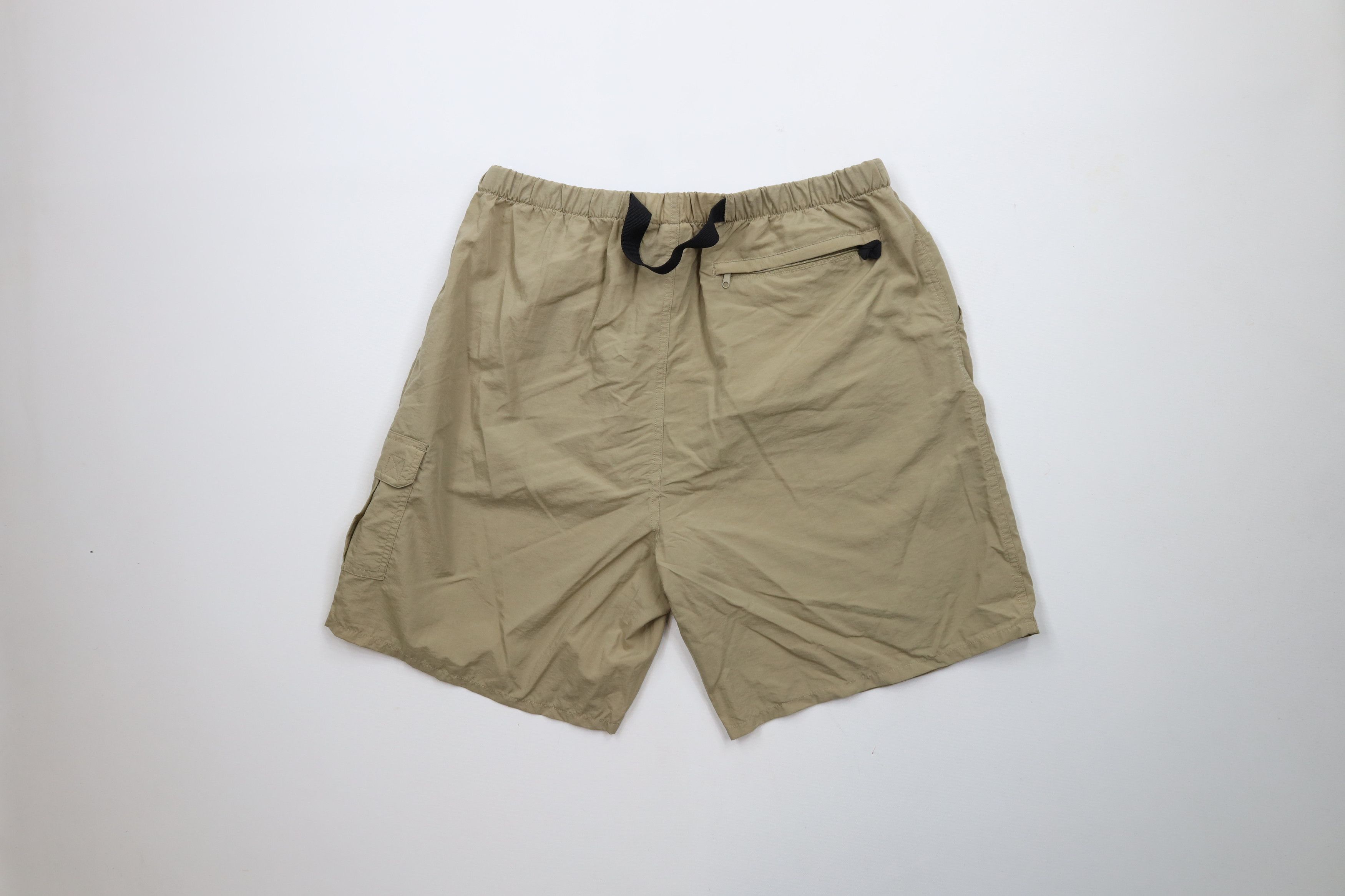 Universal Studios × Vintage Vintage 90s Universal Studios Cargo Shorts Beige Nylon Size US 38 / EU 54 - 7 Thumbnail
