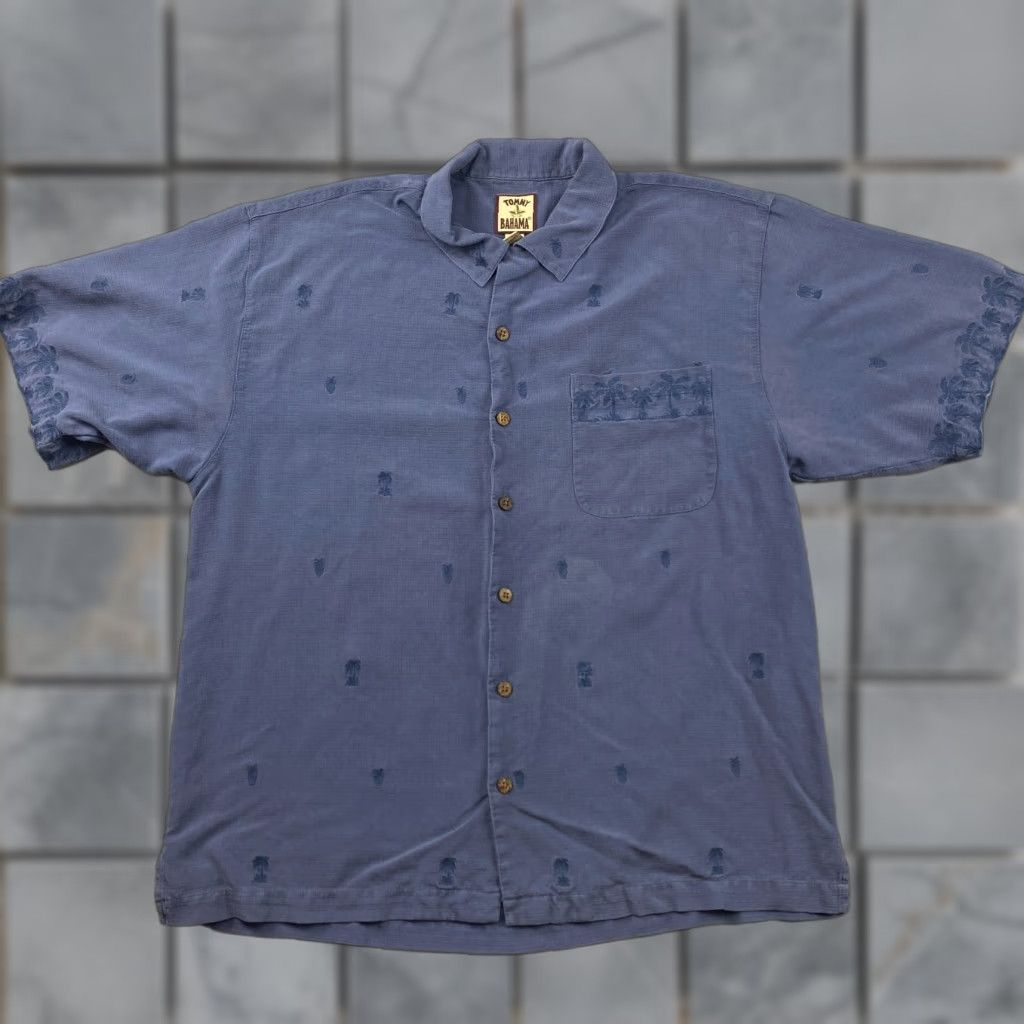 Tommy Bahama Tommy Bahama Hawaiian Shirt Mens XL Blue Silk Embroidered Pineapple Palms Pocket Button-Up Casual Hawaiian Size US XL / EU 56 / 4 - 1 Thumbnail