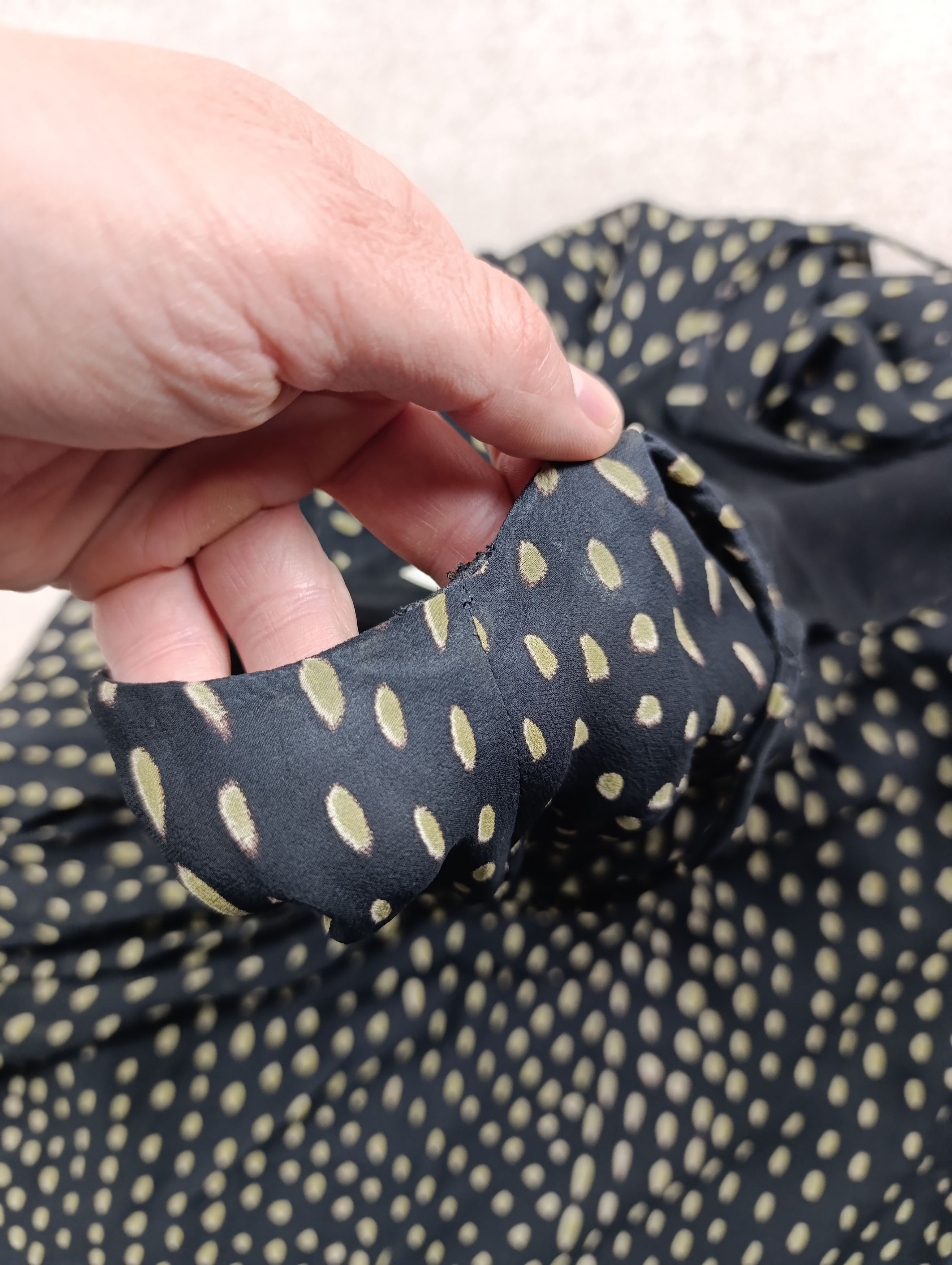 Max Mara MAX MARA DOT PRINT SILK VINTAGE STRAP ASYMMETRIC DRESS Size M / US 6-8 / IT 42-44 - 13 Thumbnail