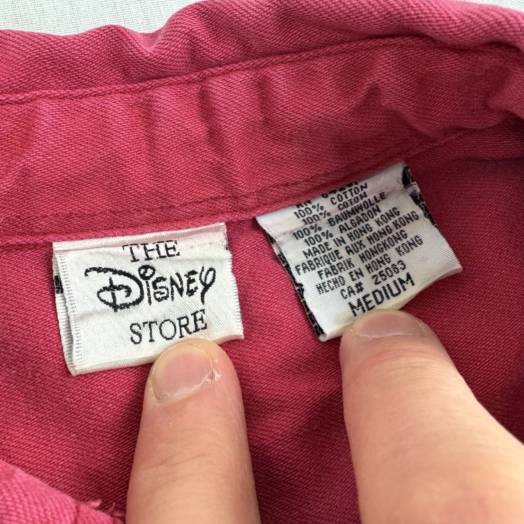 Disney VINTAGE Disney Mickey Mouse Button-Up Shirt Men M Red 90s Collared Casual Buttons Disney World Store Size US M / EU 48-50 / 2 - 3 Thumbnail