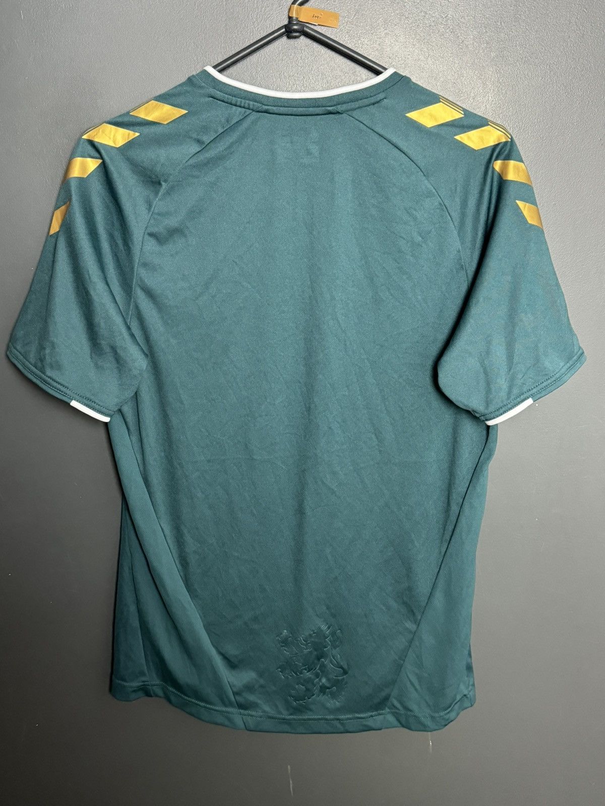 Hummel Middlesbrough 21/22 Away Football Jersey Size US S / EU 44-46 / 1 - 2 Thumbnail