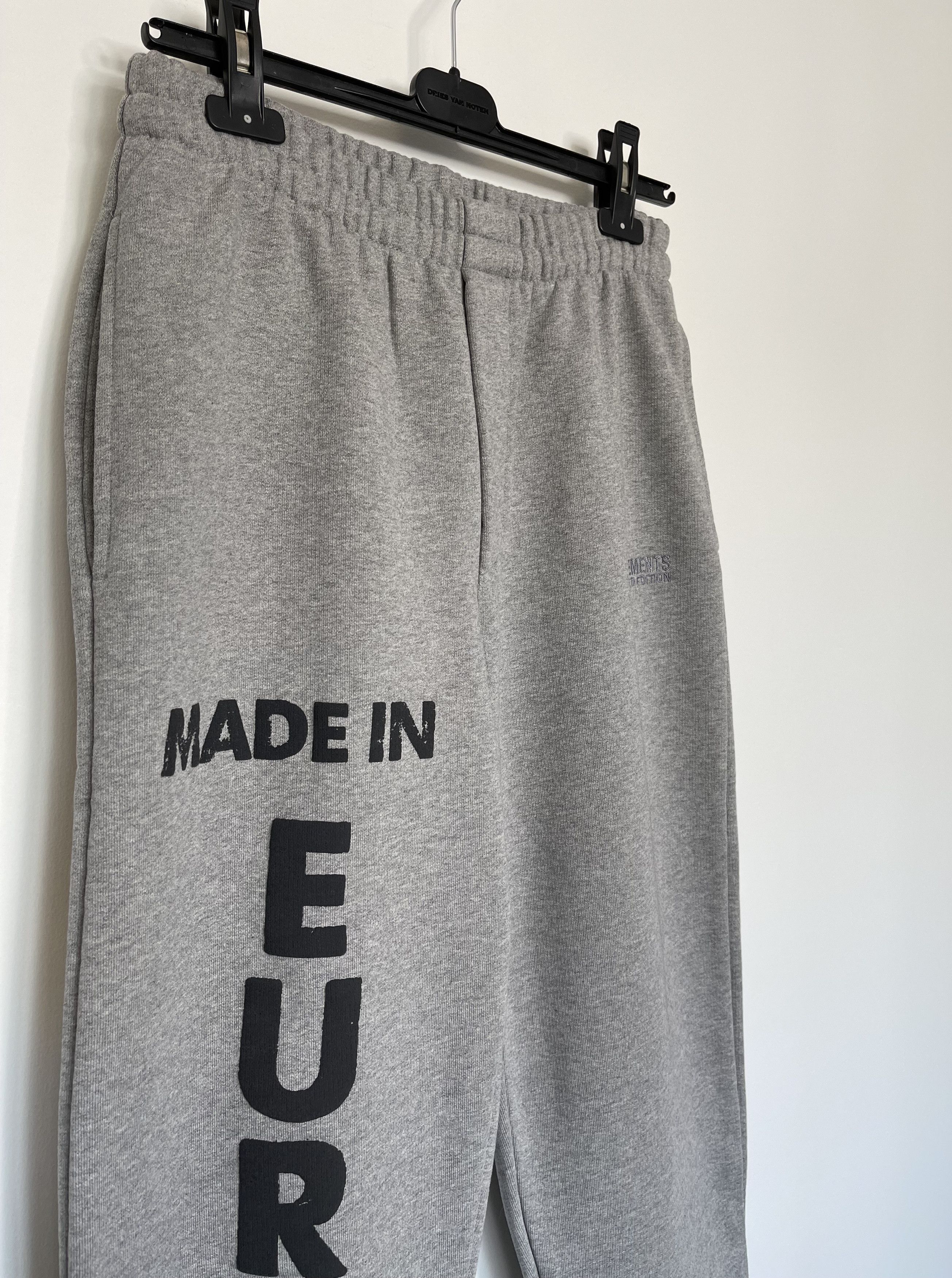 Vetements S Small EU Logo Made in Europe Prisoner FW21 Limited Edition Size US 30 / EU 46 - 1 Thumbnail