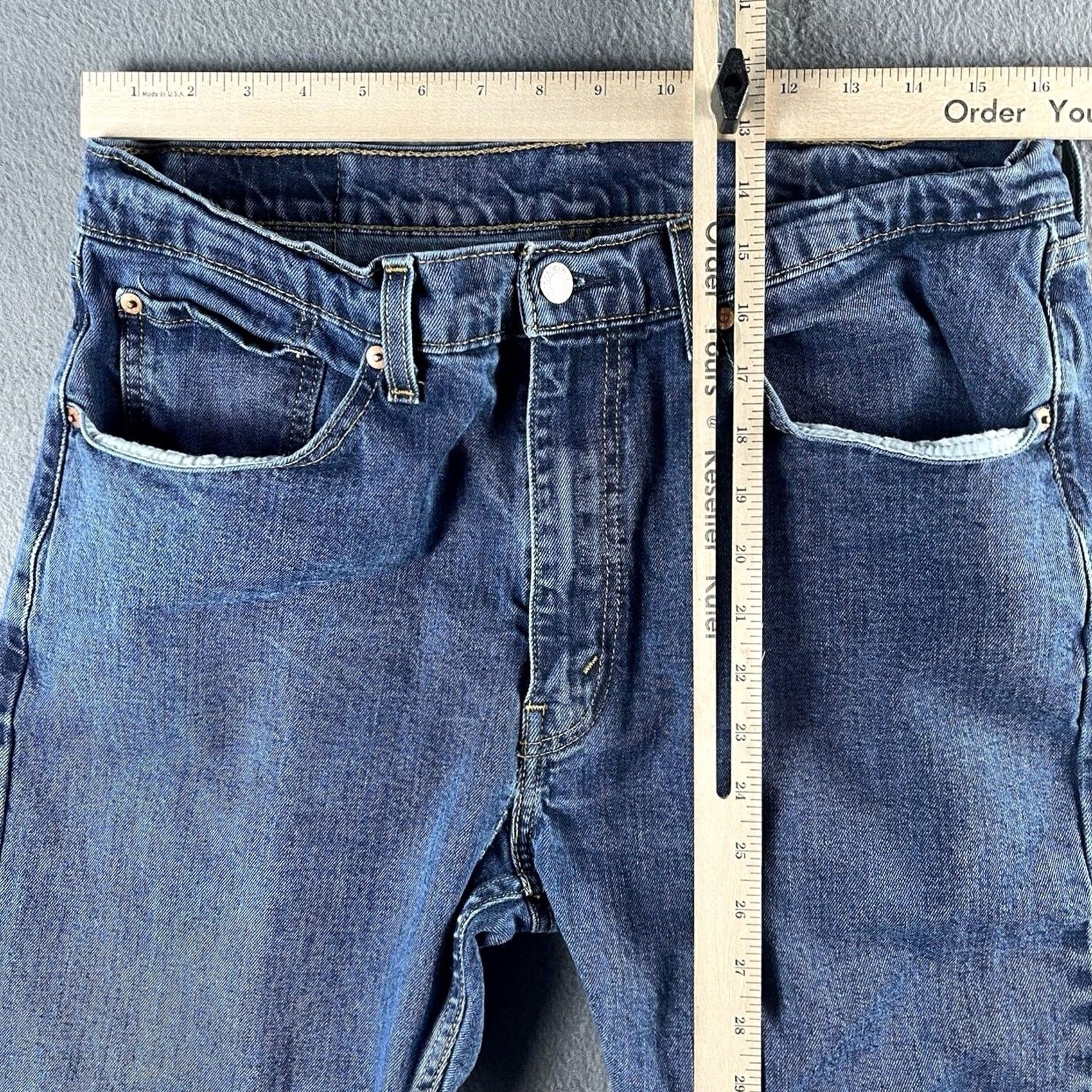 Levi's LEVIS 505 Mens Jeans 36x30 Regular Fit Straight Leg Denim Pants Blue M Medium Wash Comfortable Pockets 5-Pocket Design Mens Size US 36 / EU 52 - 2 Thumbnail