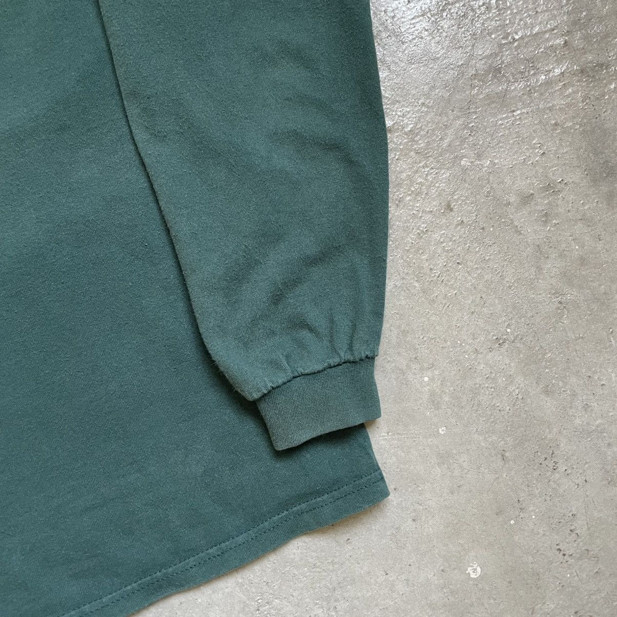 Nike 90’s Nike mock neck long sleeve boxy fit 🍒 Size US M / EU 48-50 / 2 - 2 Thumbnail