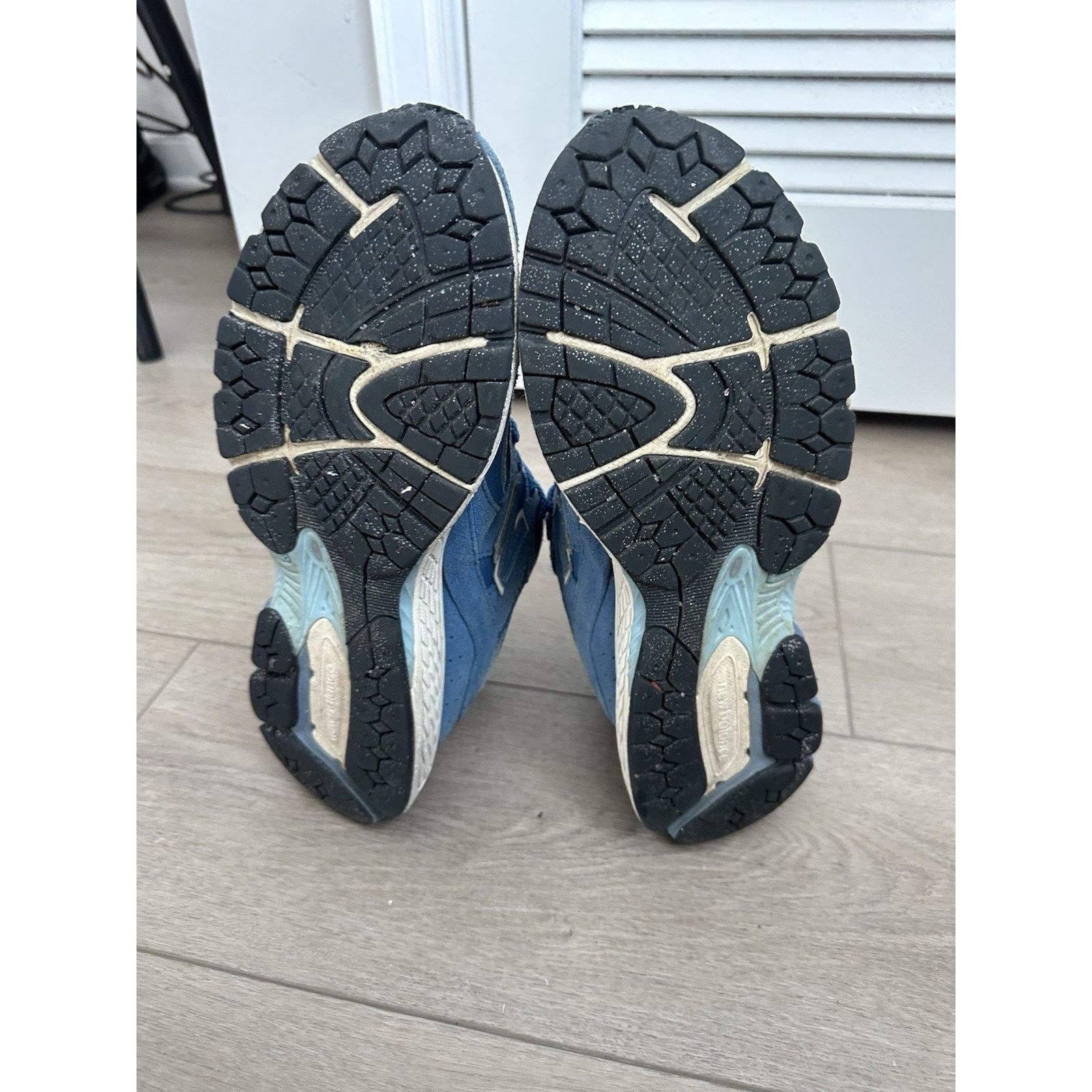 New Balance New balance 2002r agate blue suede men’s sneakers sz 10.5 Size US 10.5 / EU 43-44 - 5 Thumbnail