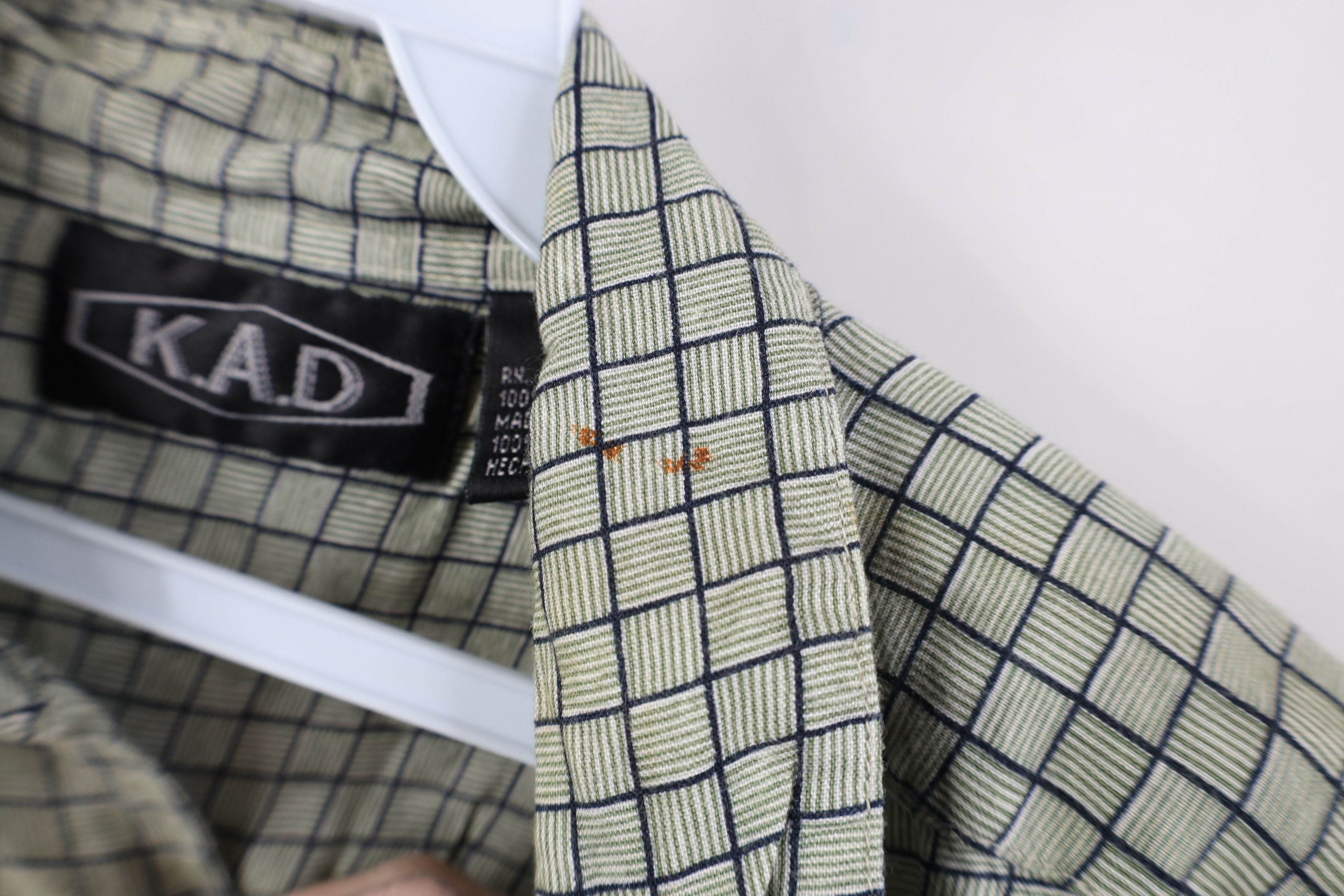 Vintage Vintage 90s Streetwear Gabardine Short Sleeve Button Shirt Size US L / EU 52-54 / 3 - 7 Thumbnail