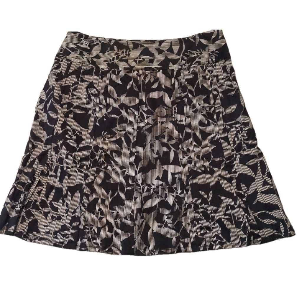 Ann Taylor Ann Taylor Black And White Knee Length Skirt Size 10 Size 32" / US 10 / IT 46 - 5 Thumbnail